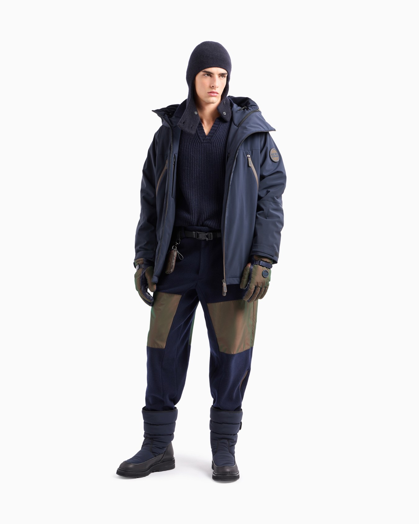 Veste de ski à capuche en tissu imperméable Giorgio Armani Neve Diapositive 2