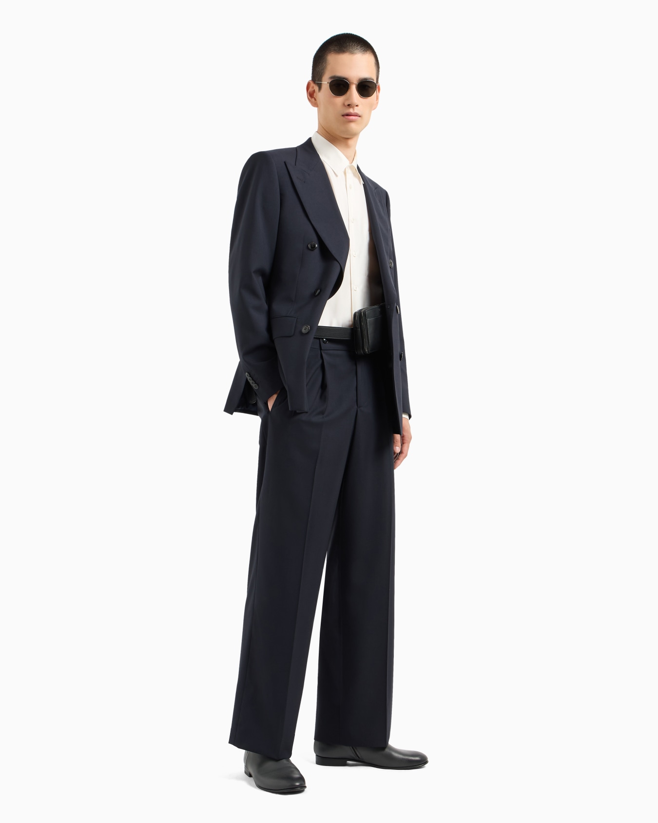 Virgin wool and cashmere double-breasted Royal line suit Slide 4