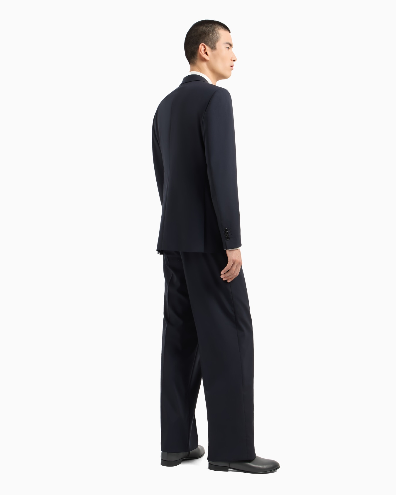 Virgin wool and cashmere double-breasted Royal line suit Slide 2