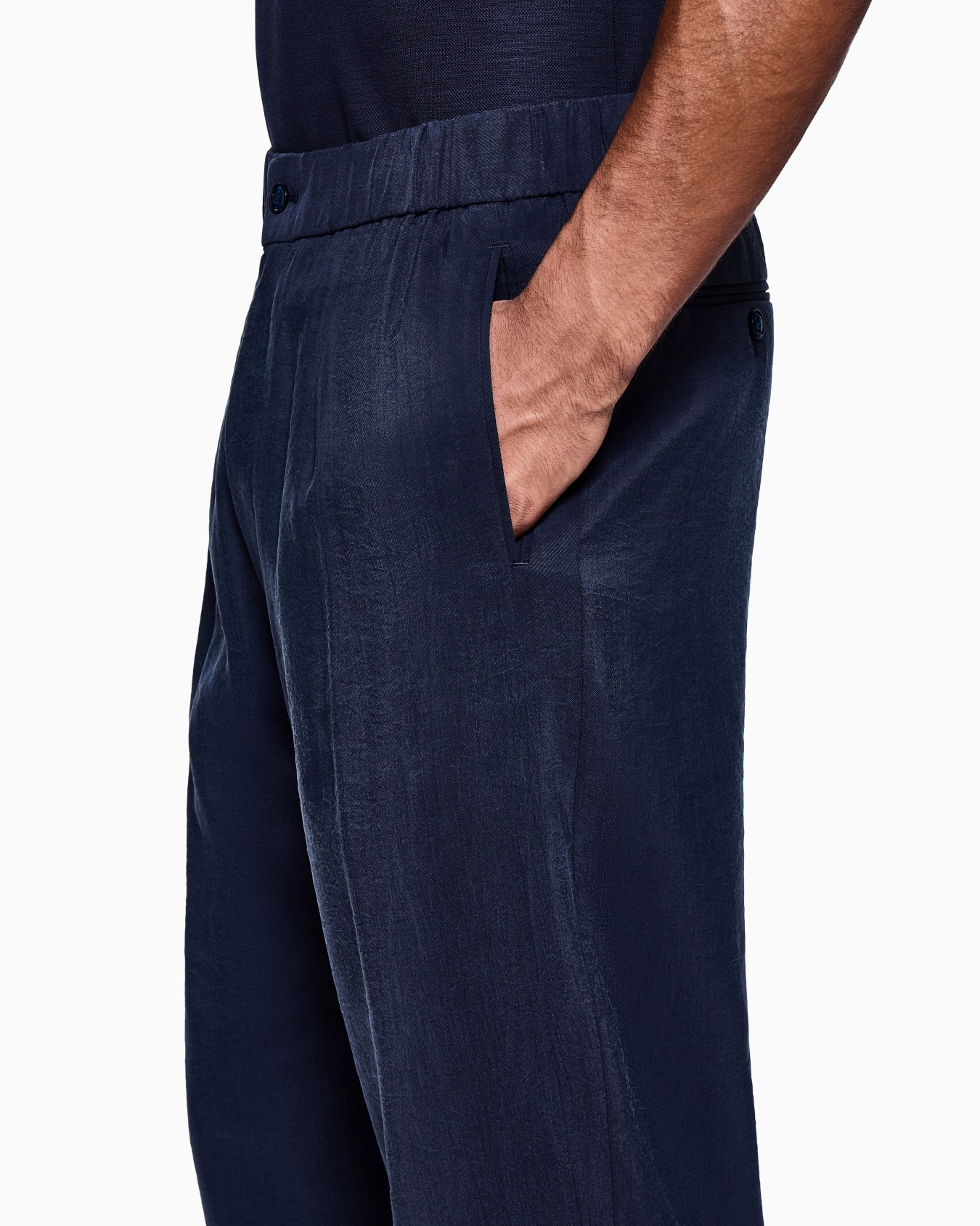 Washed, silk-blend, single-pleat trousers Slide 4