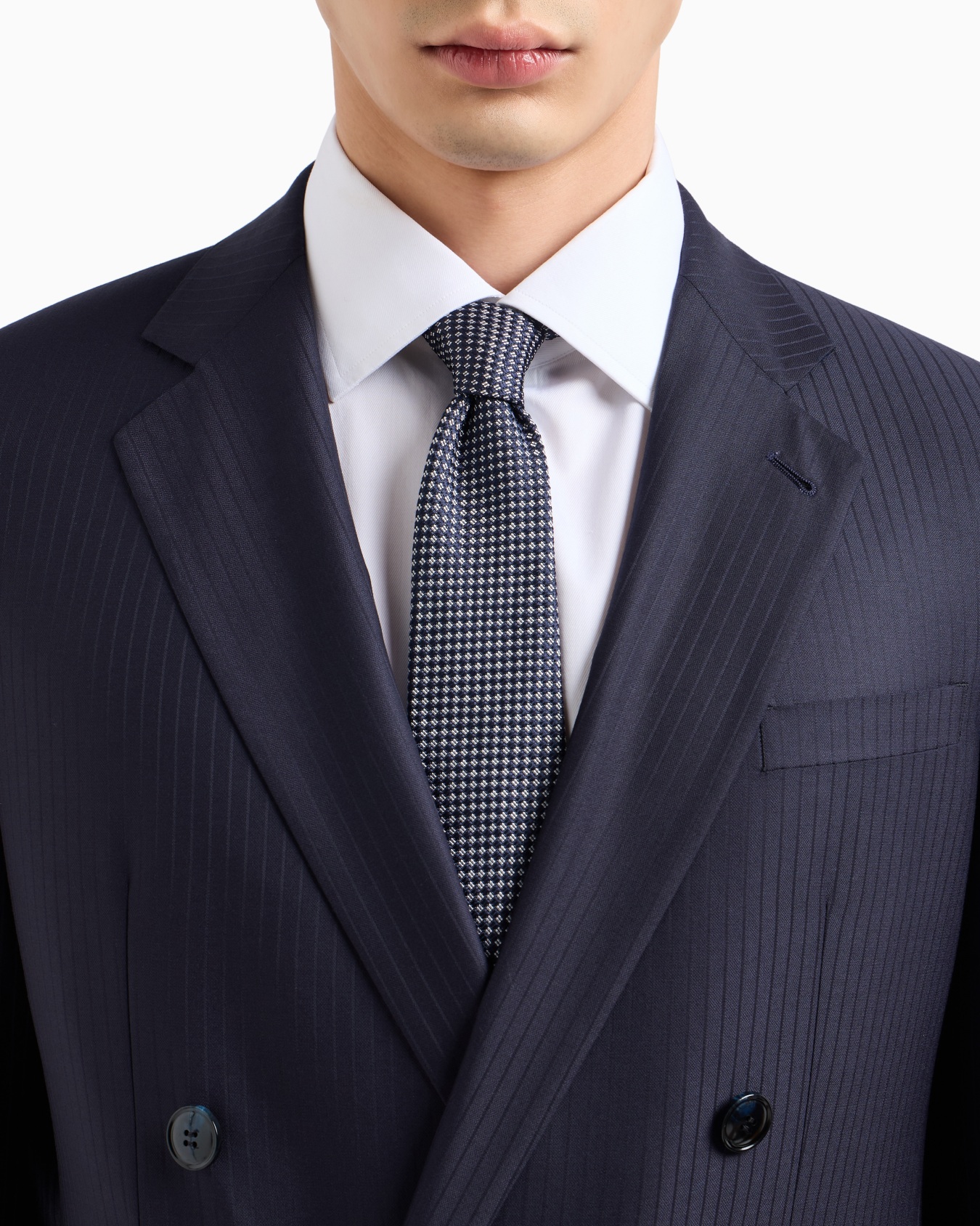 Soho Line double-breasted pinstriped suit in virgin wool Slide 3