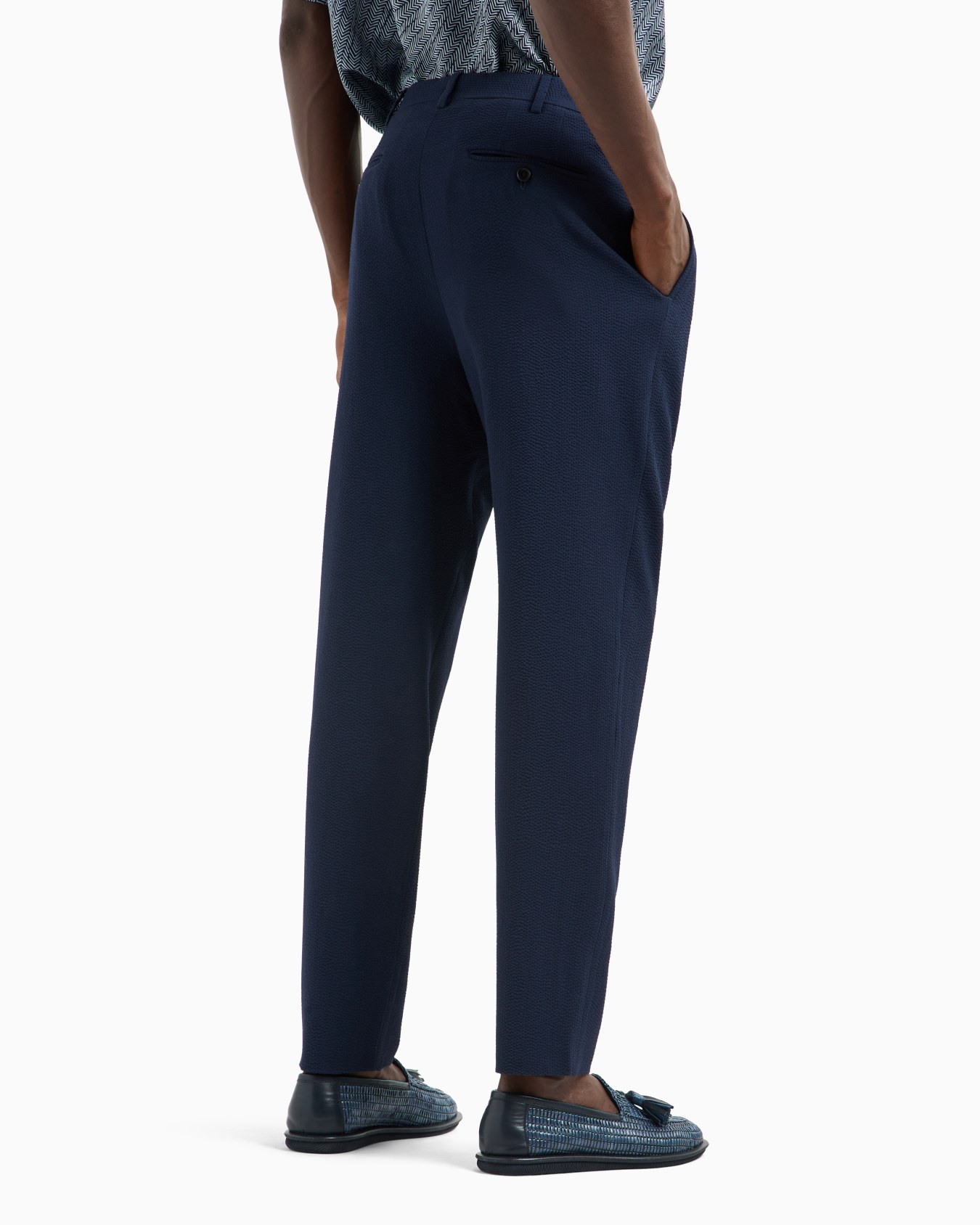 Wool seersucker double-pleat trousers Slide 2