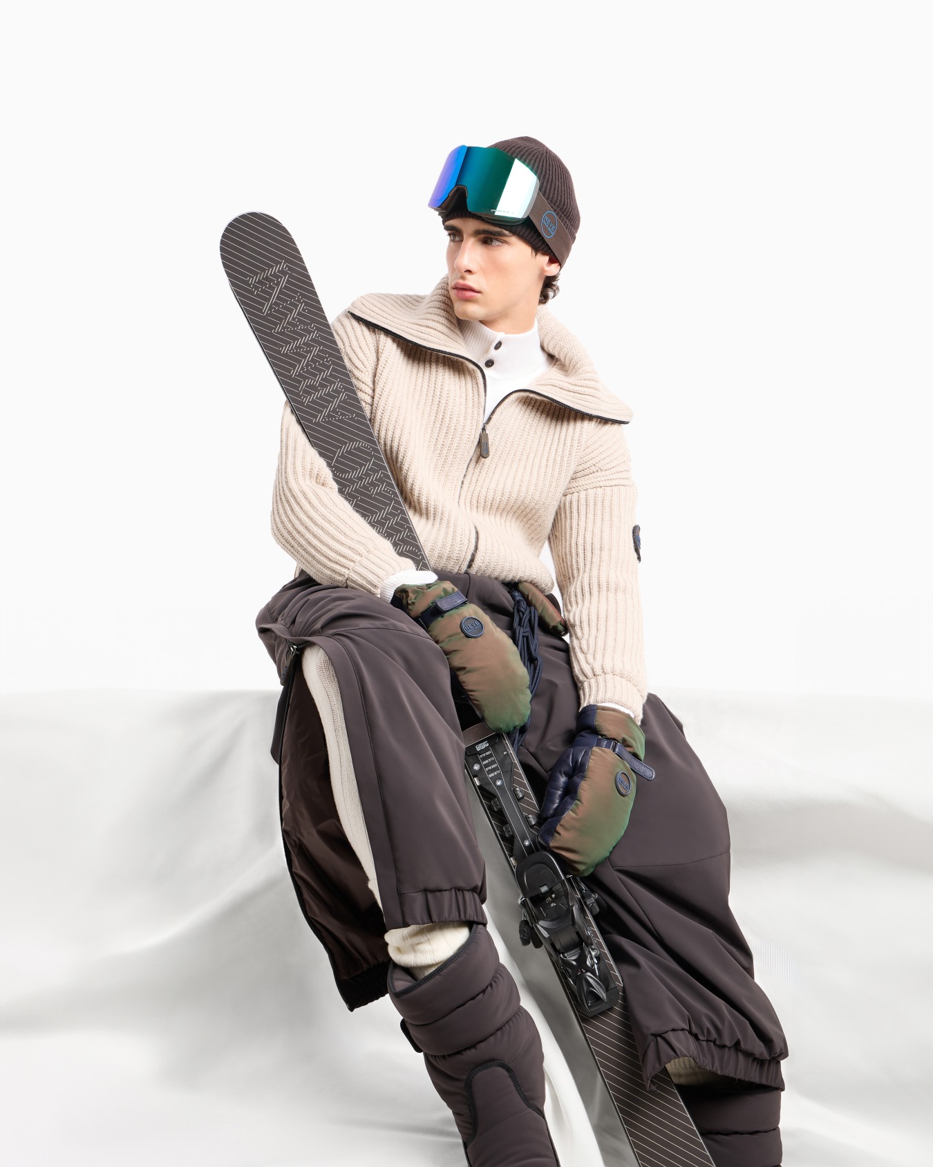 Pullover mit Stehkragen aus Kaschmir von Giorgio Armani Neve Folie 6