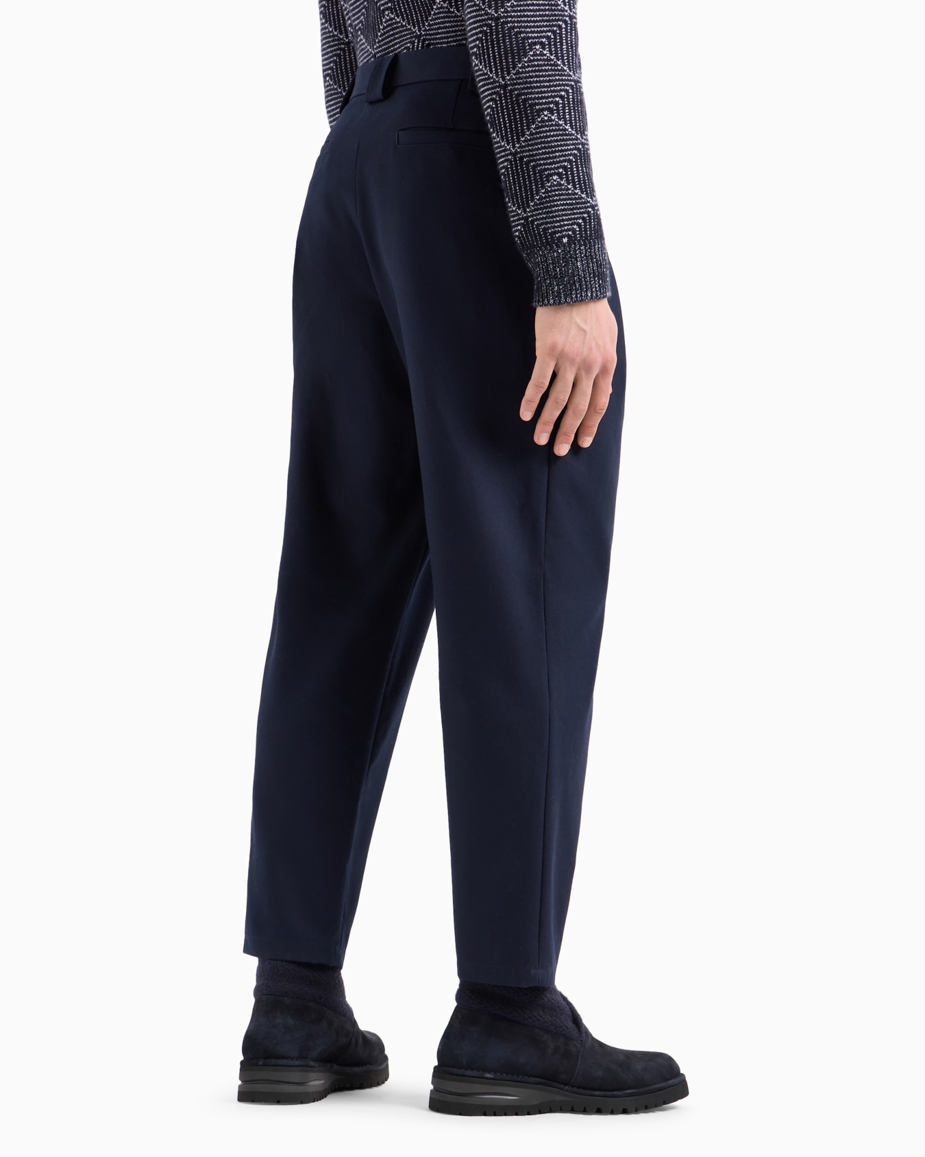 One-pleat trousers in cotton gabardine Slide 2