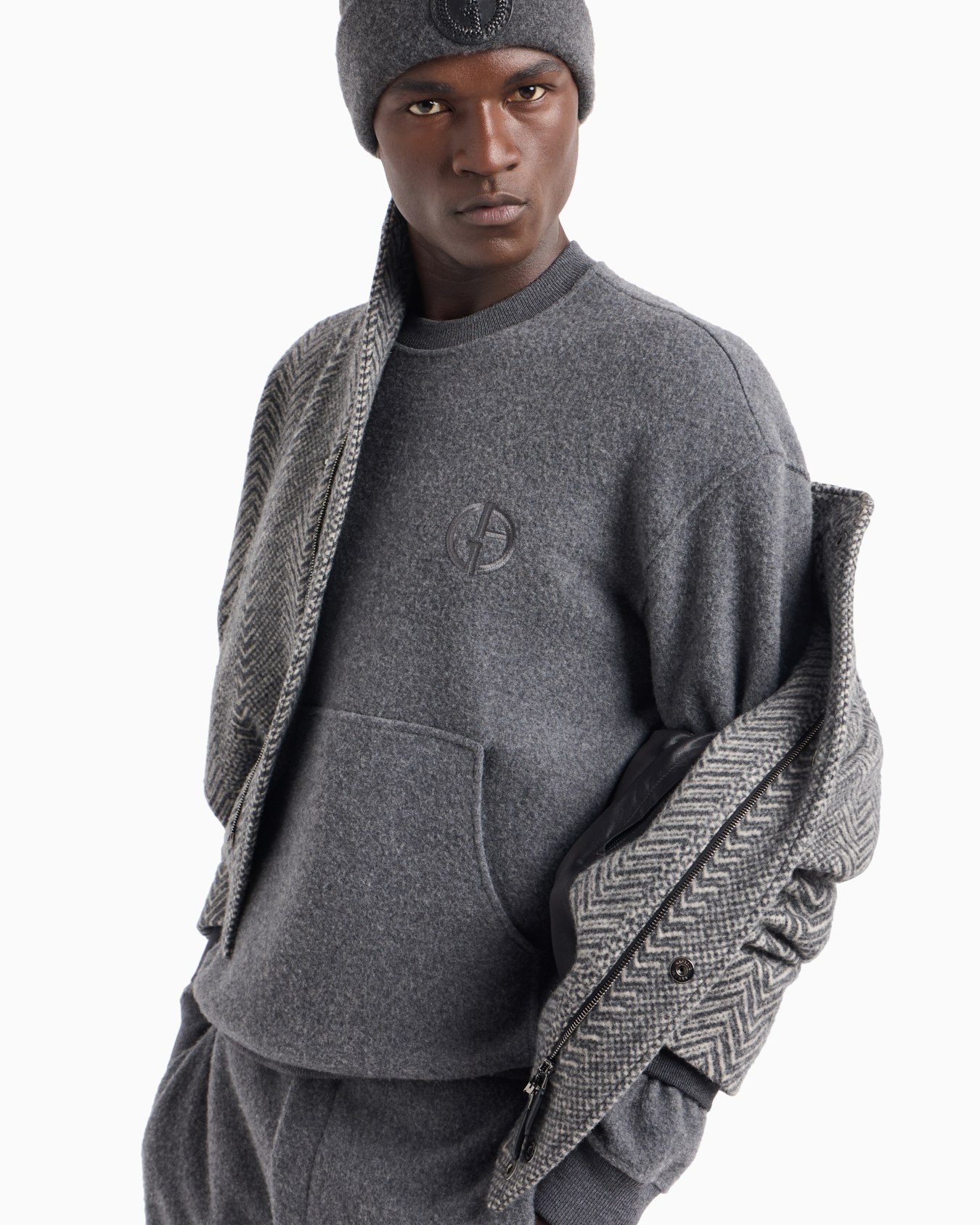 Cashmere fleece joggers Slide 5