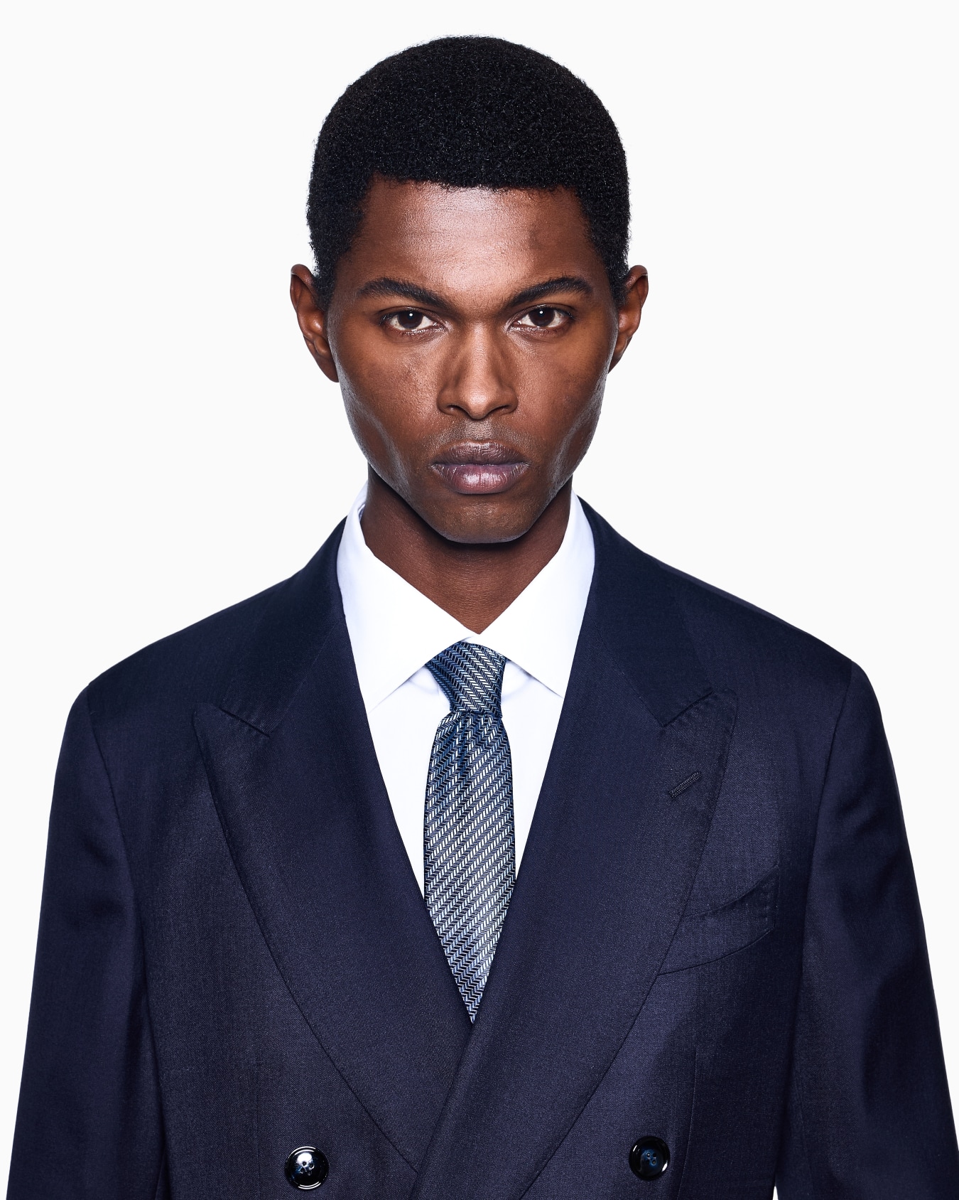Pure silk tie with geometric jacquard motif Slide 2