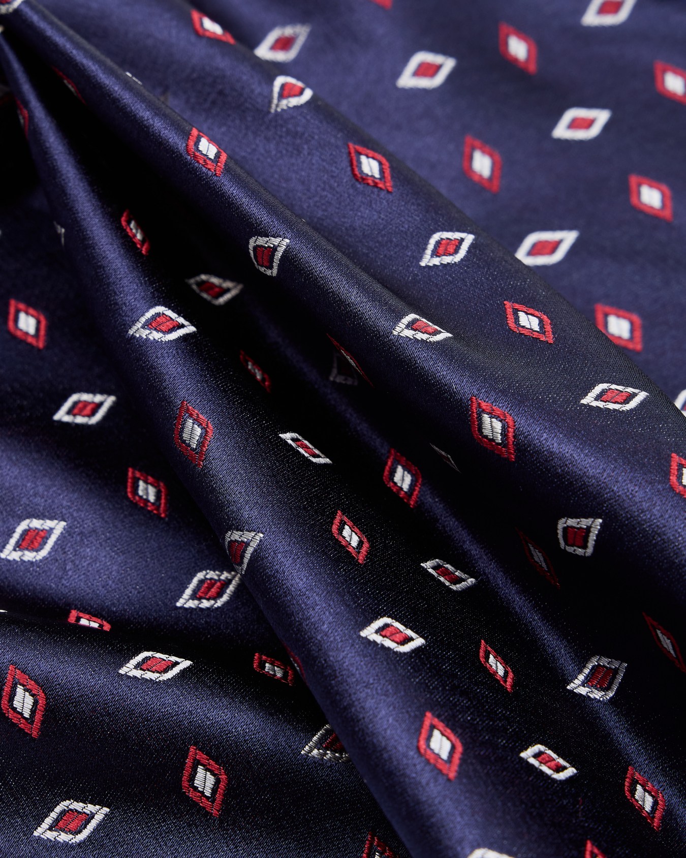 Geometric silk jacquard pocket square Slide 1