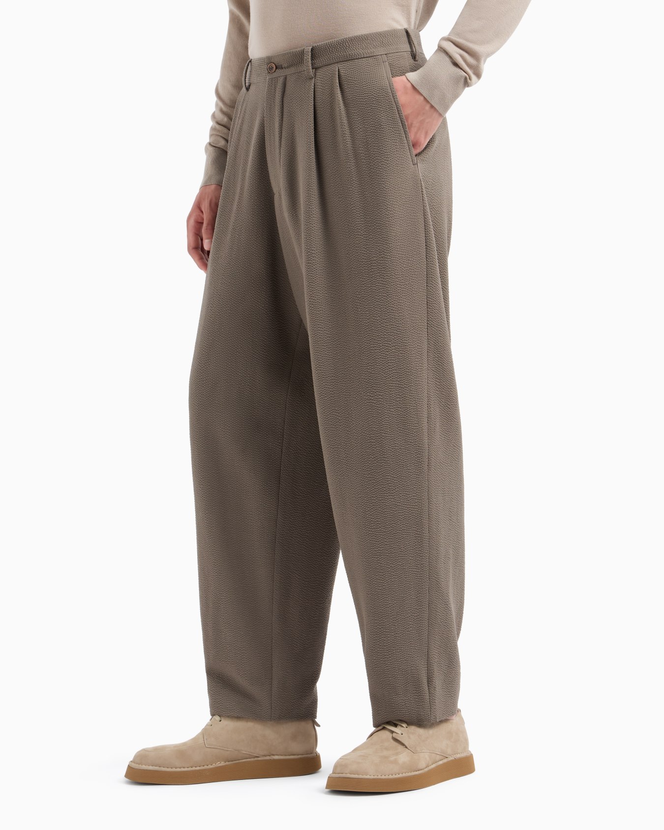 Stretch wool seersucker double-pleat trousers Slide 4