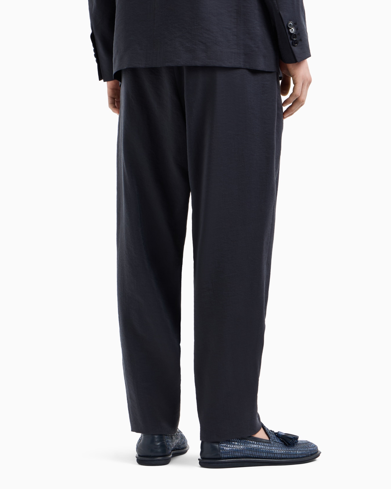 Pantalon à une pince en mélange de soie lavée Diapositive 2