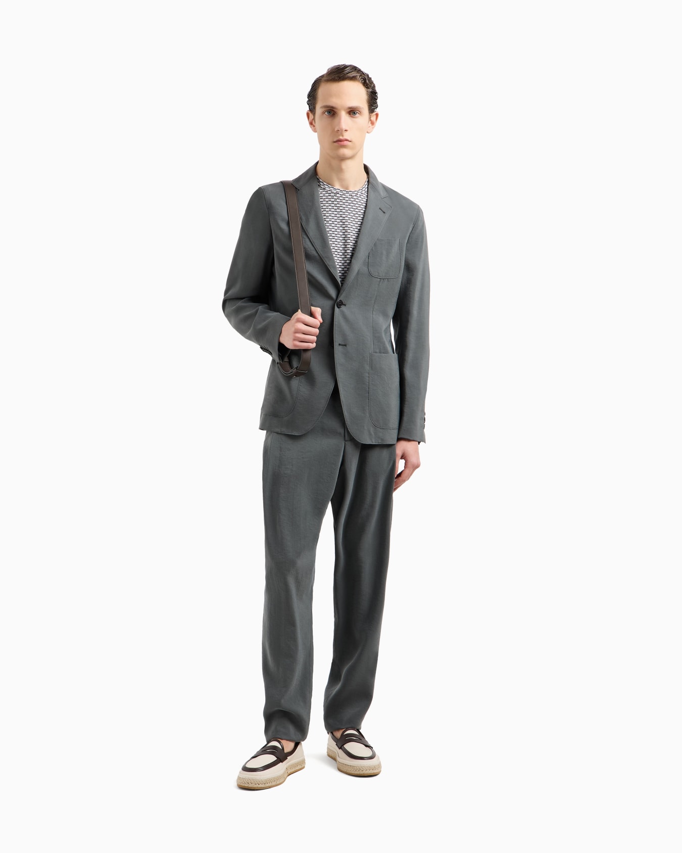 Washed, silk-blend, single-pleat trousers Slide 1