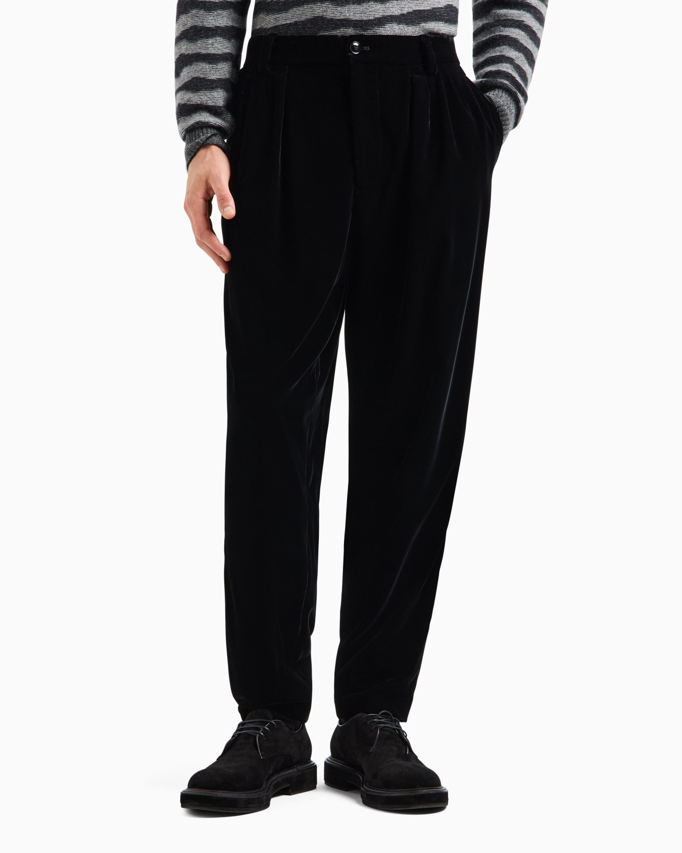 Double-darted velvet trousers Slide 4