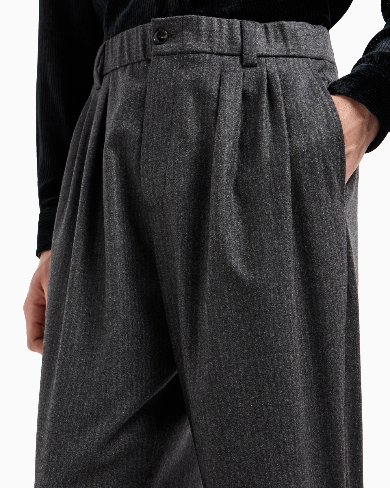 Virgin-wool and cashmere double-dart trousers with jacquard pinstripes Slide 5