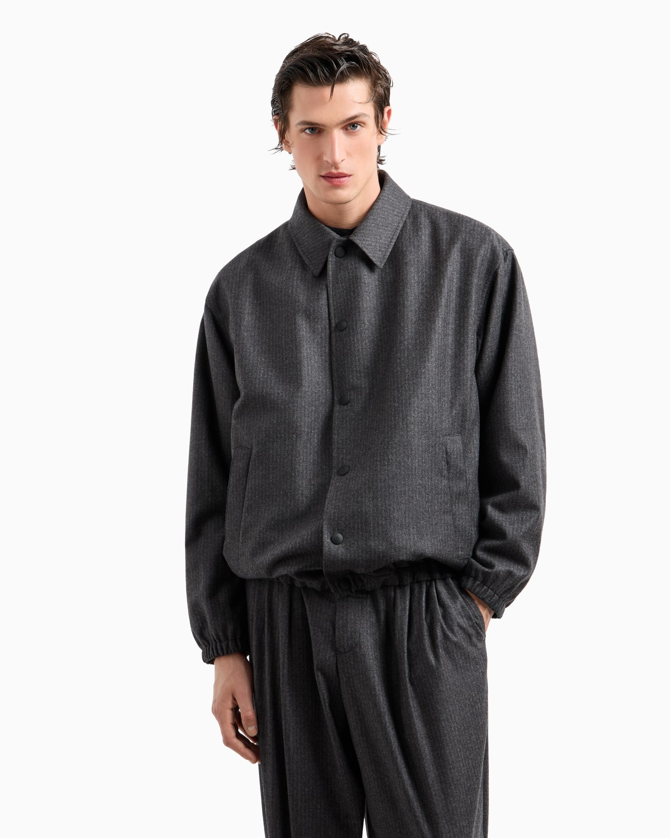 Virgin wool and cashmere blouson with jacquard pinstripes Diapositiva 2