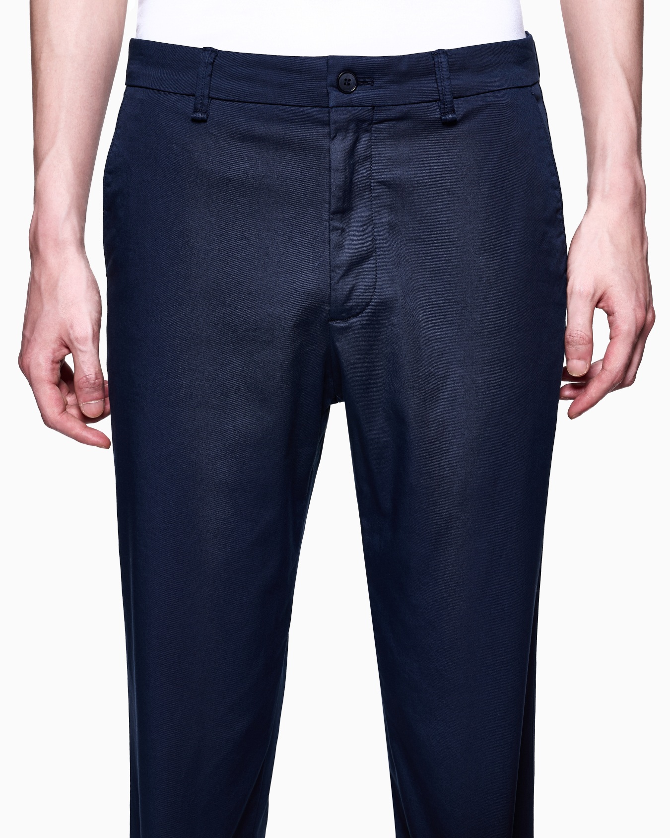 Pantalon sans pince en gabardine de coton stretch Diapositive 4