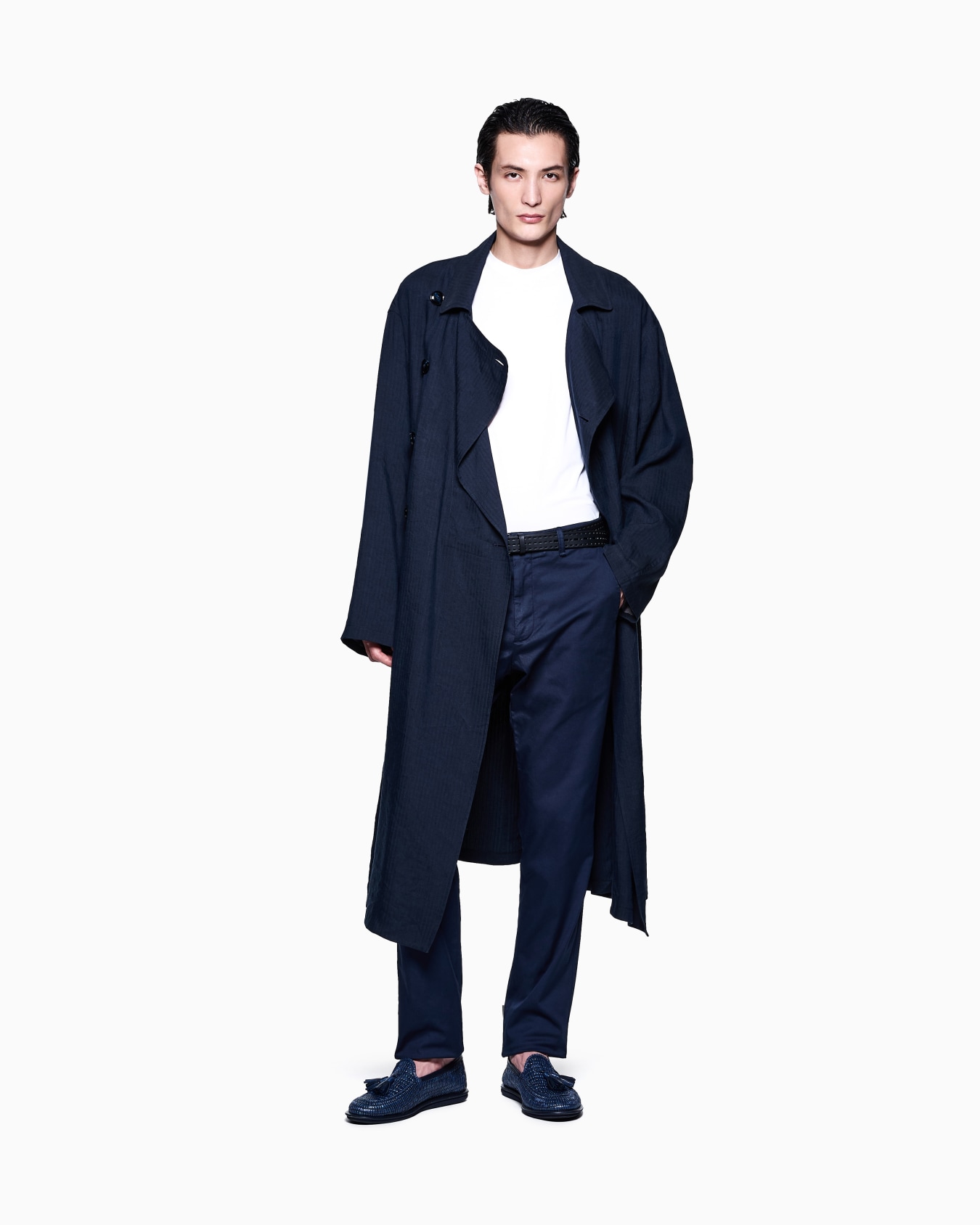 Pantalon sans pince en gabardine de coton stretch Diapositive 1
