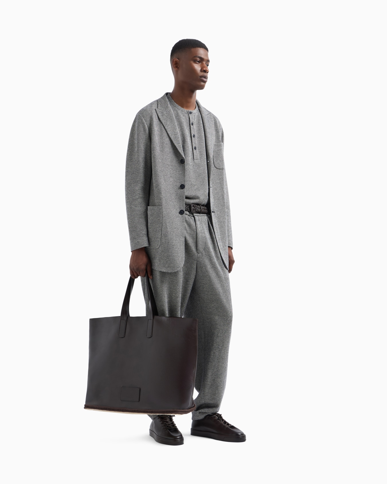 Shopper aus Nappaleder und Kordel Folie 5