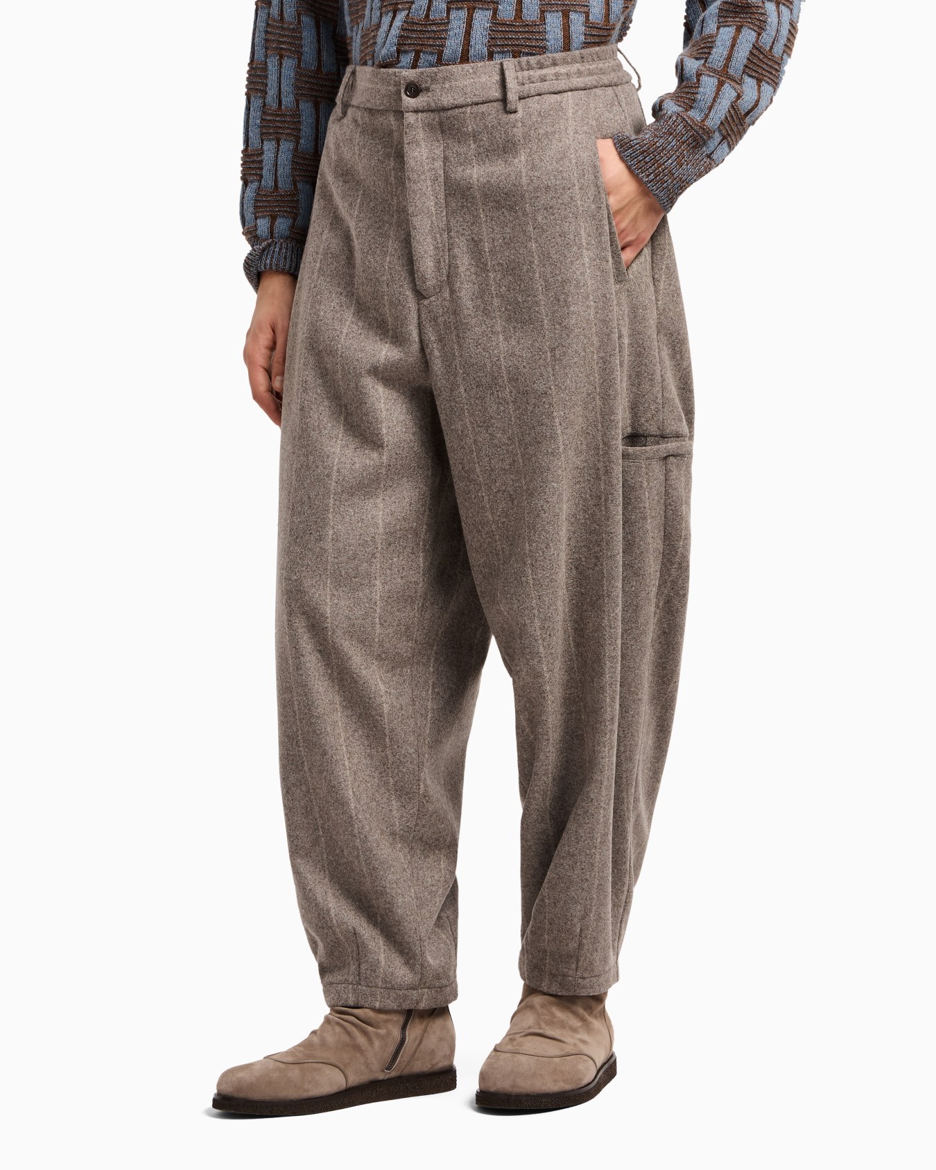 Pantaloni flat front in panno di lana gessato Slide 4