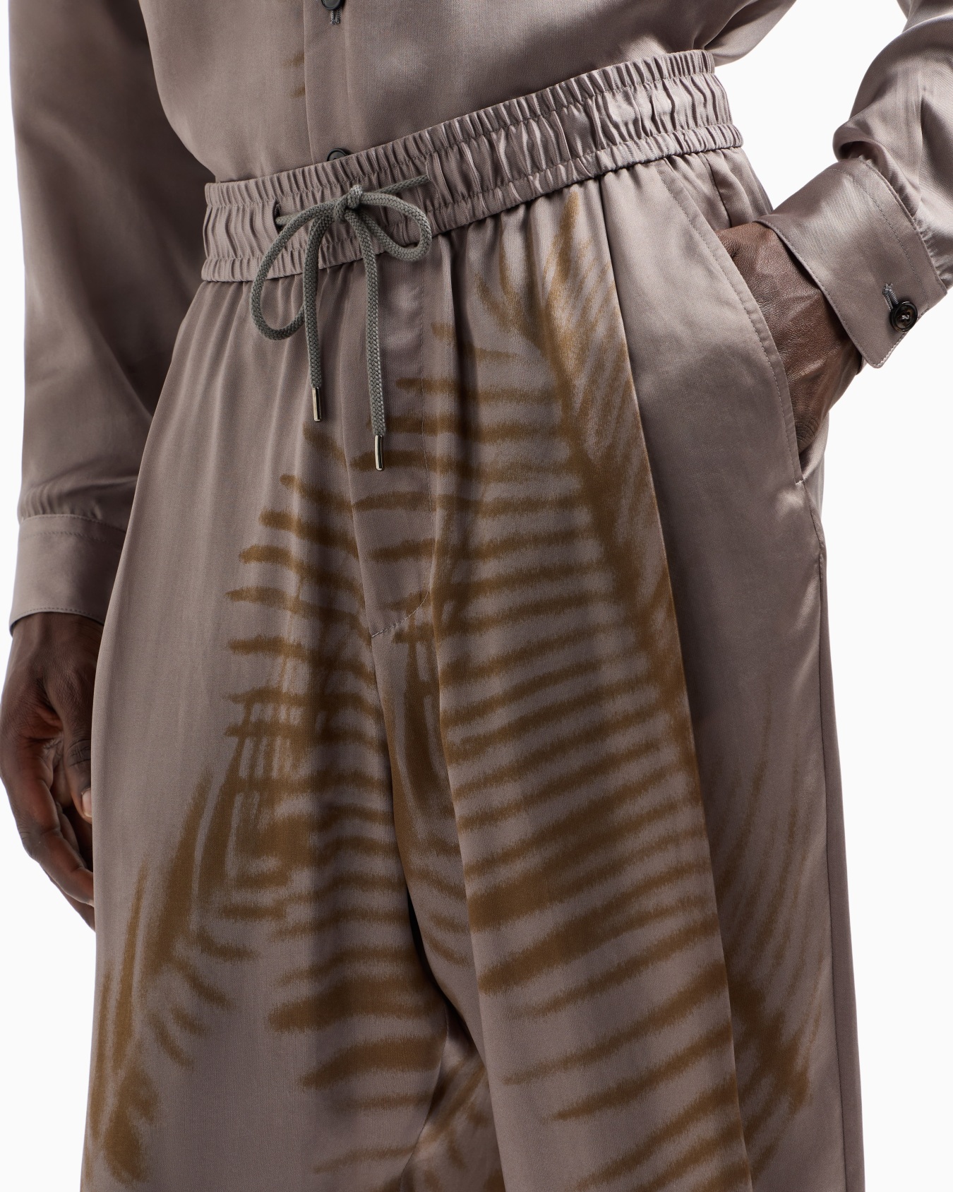 Pantalon à cordon de serrage en cupro imprimé Diapositive 5