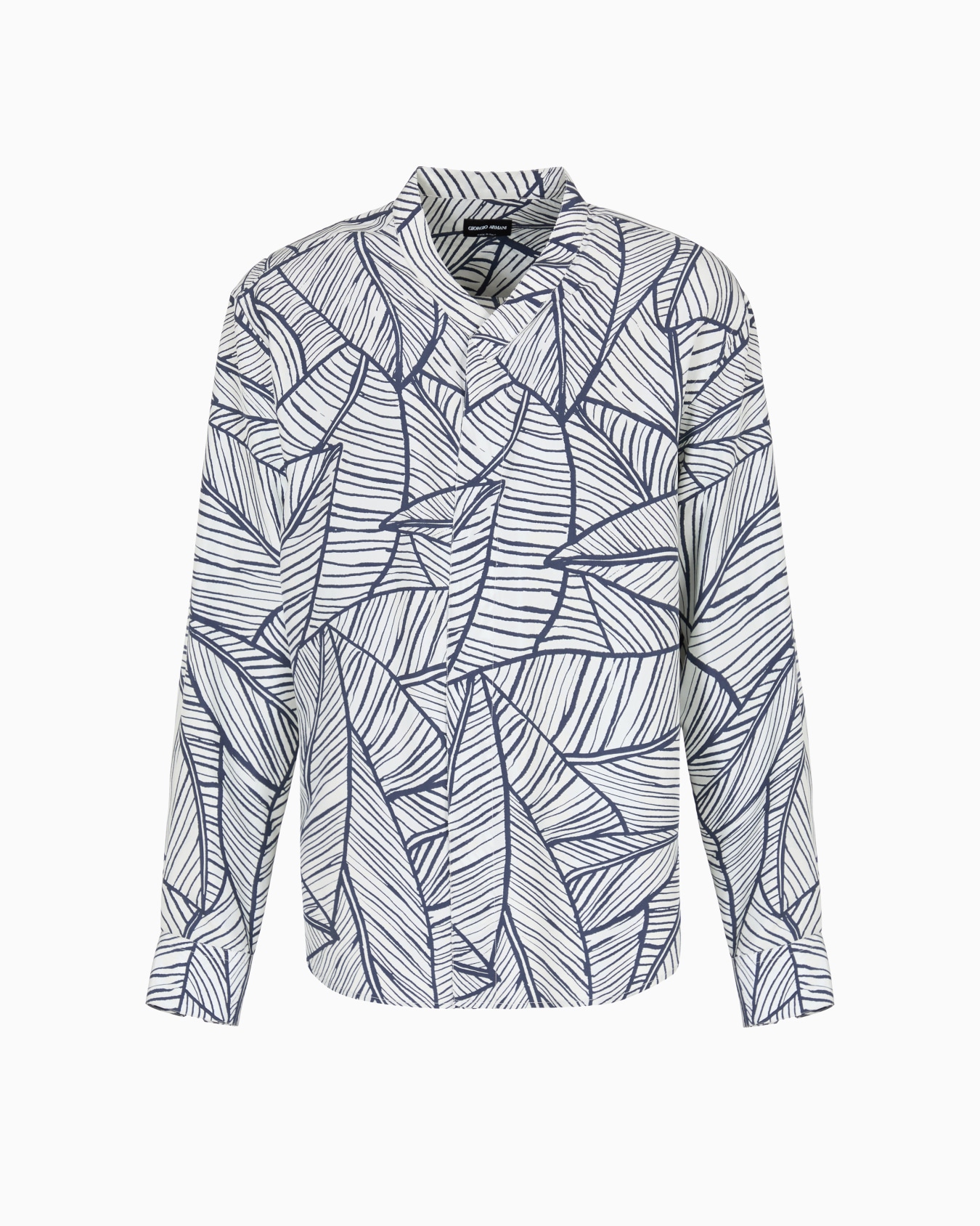 Shirt in printed silk habotai Slide 0