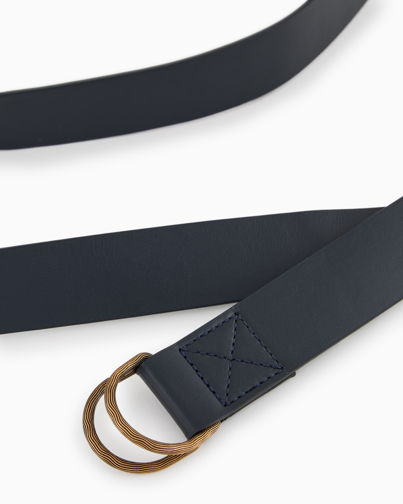 Leather belt with ring closure Slide 1