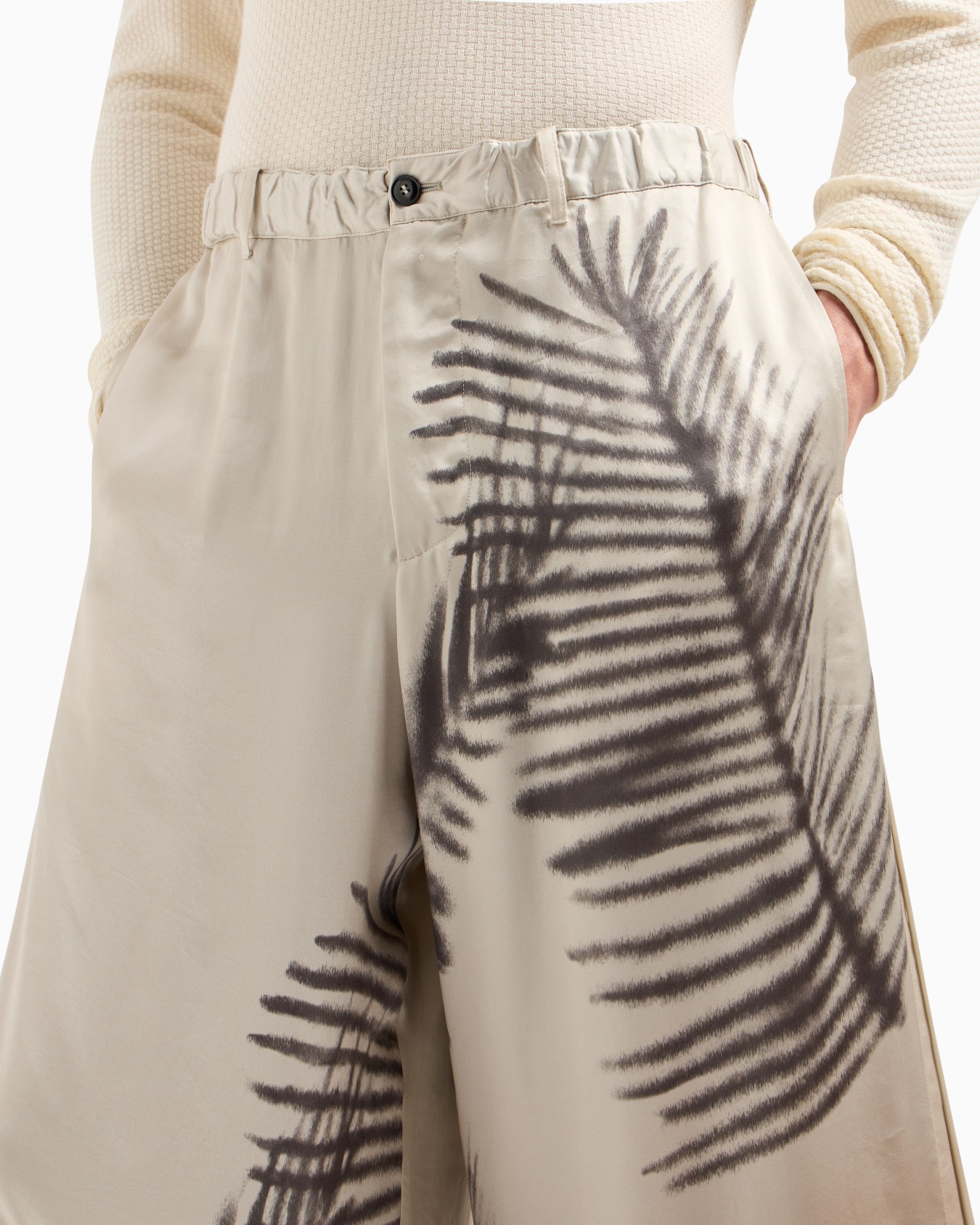 Printed cupro wide-leg trousers Slide 5
