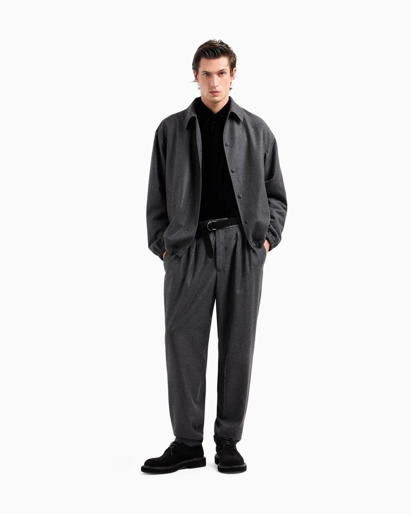Slim-fit velvet shirt Diapositiva 1