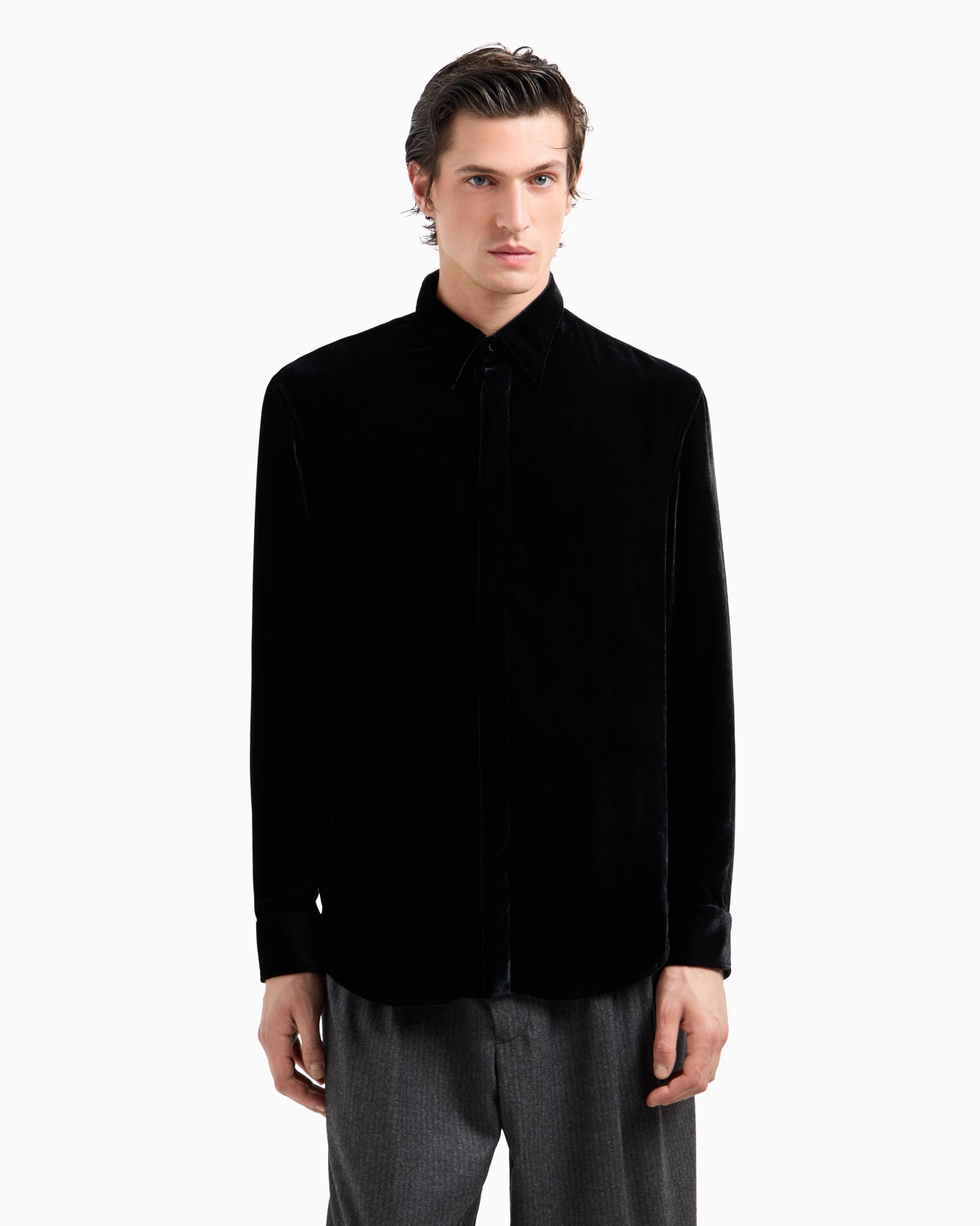 Slim-fit velvet shirt Diapositiva 3