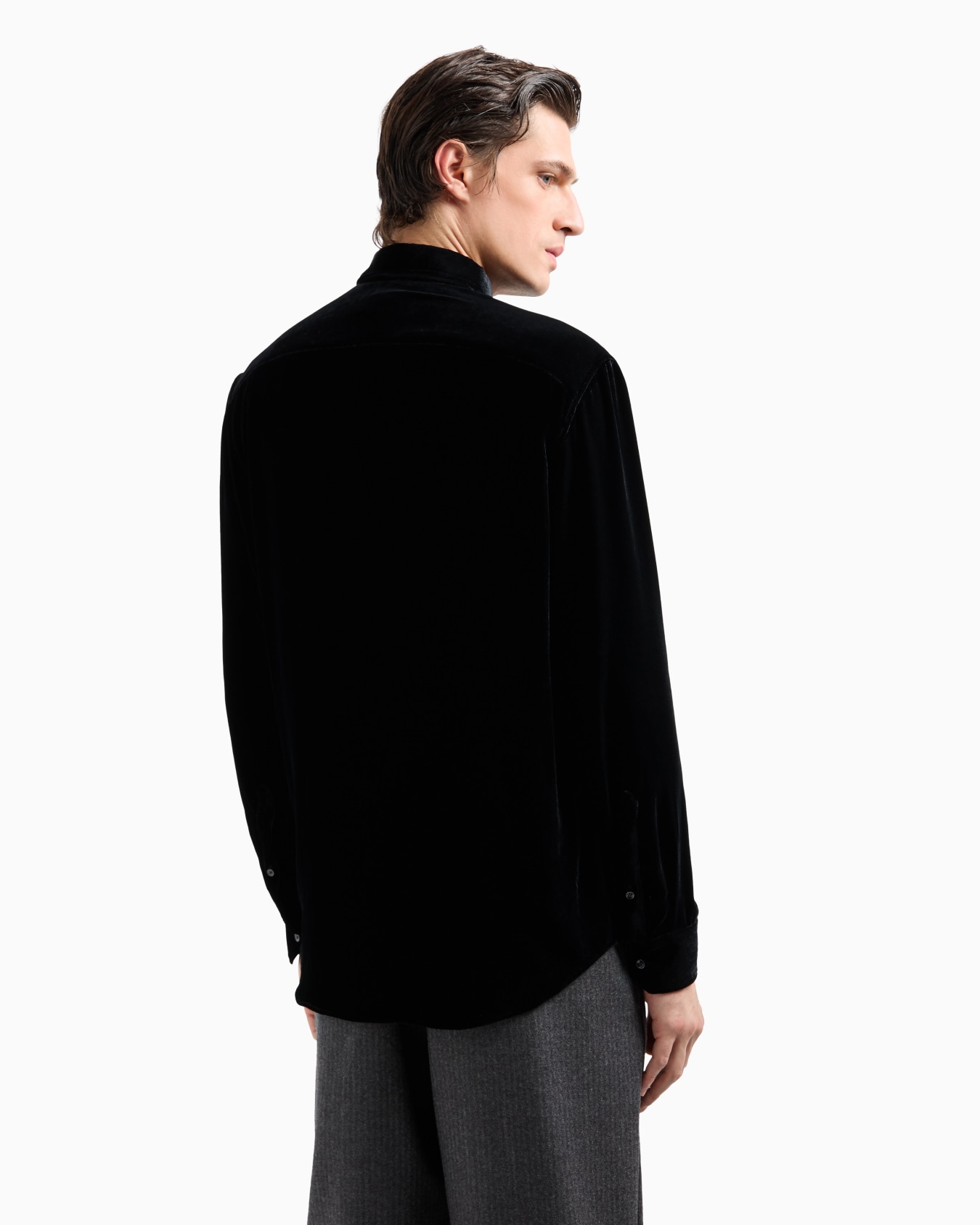 Slim-fit velvet shirt Diapositiva 2