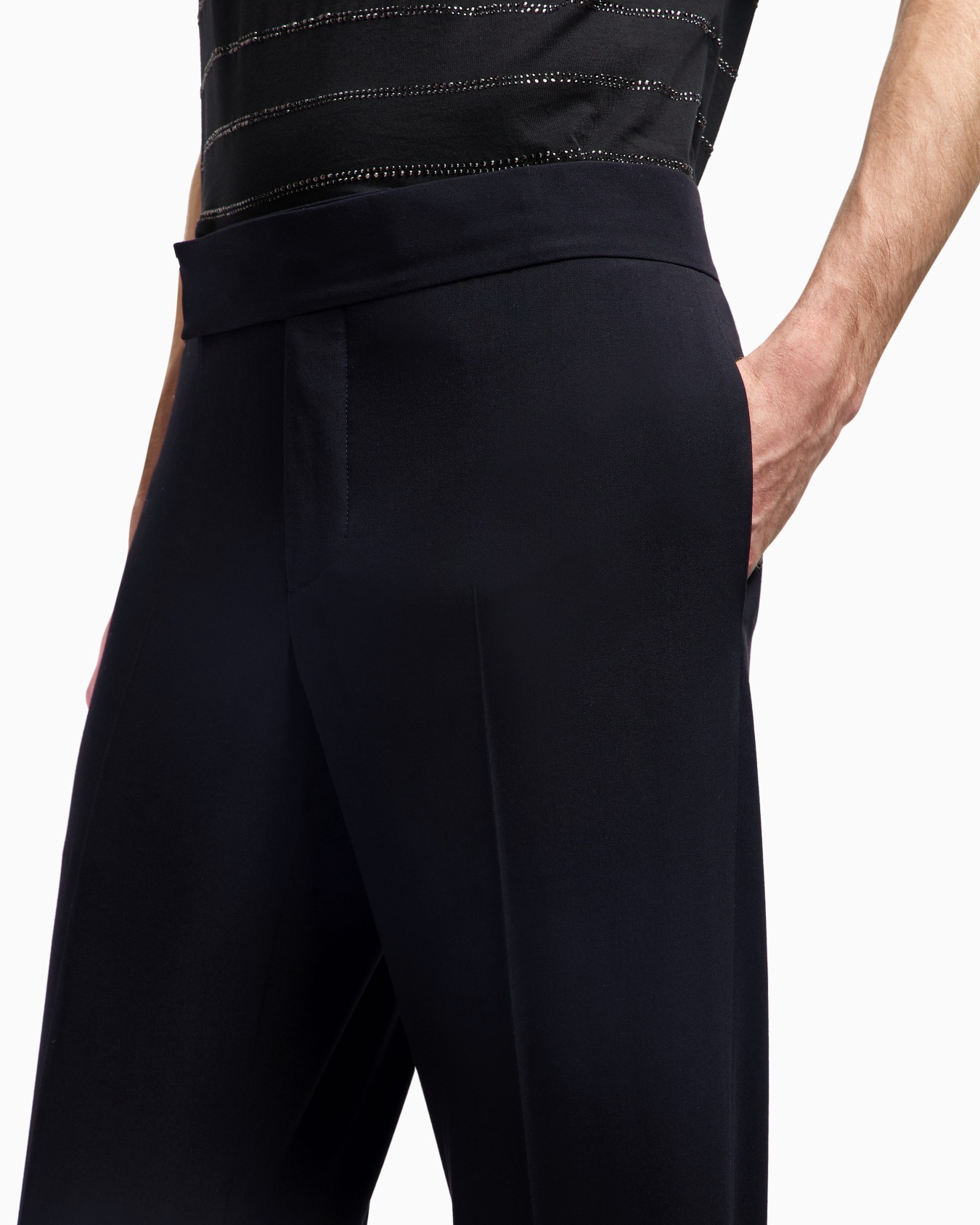Virgin wool crêpe flat-front trousers Slide 4