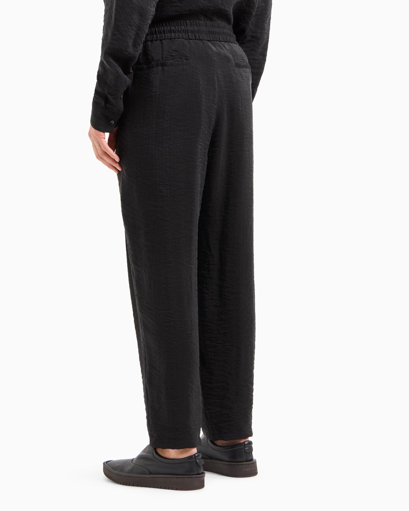 Jacquard cupro flat-front trousers Slide 3