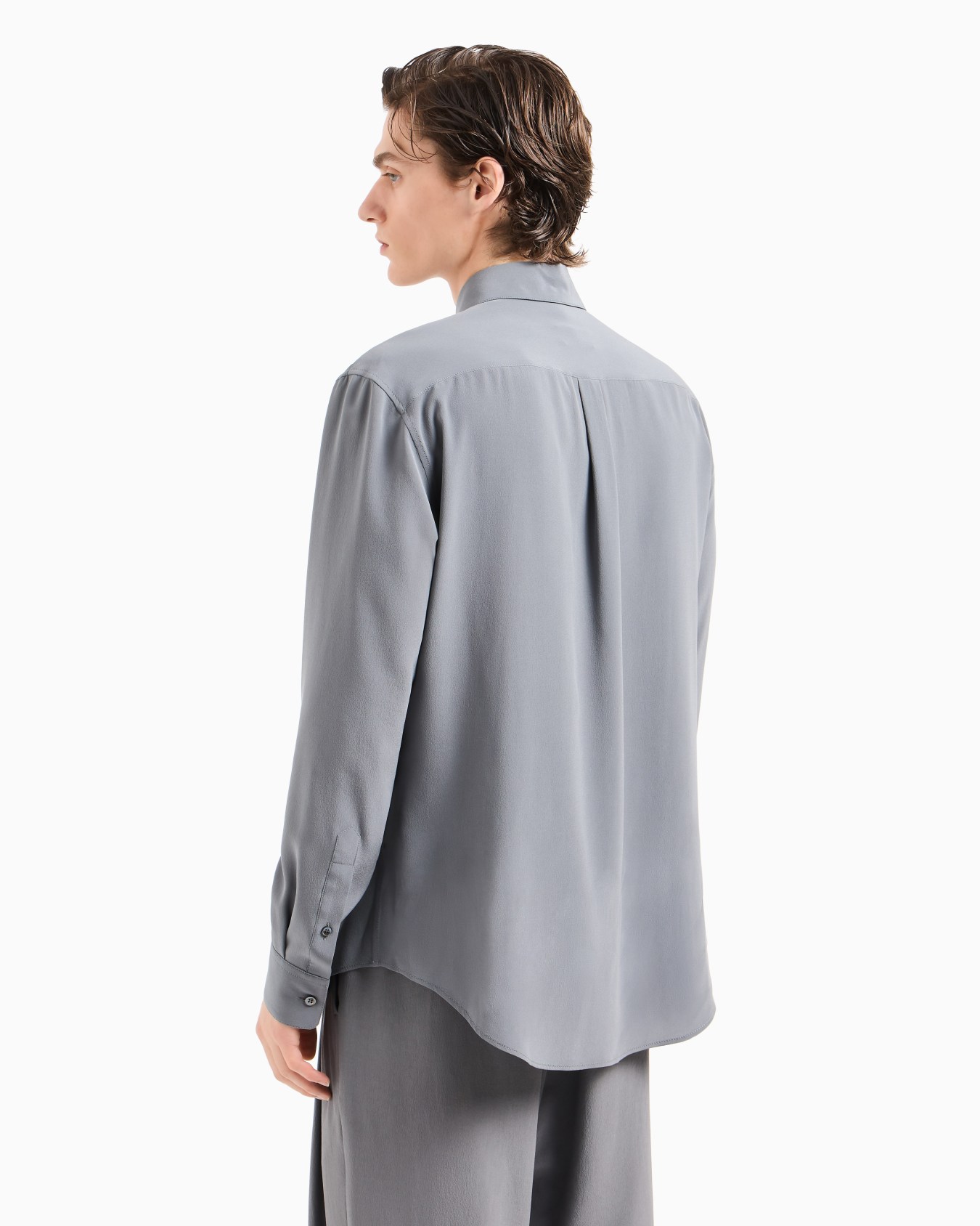 Silk crêpe shirt  Slide 3