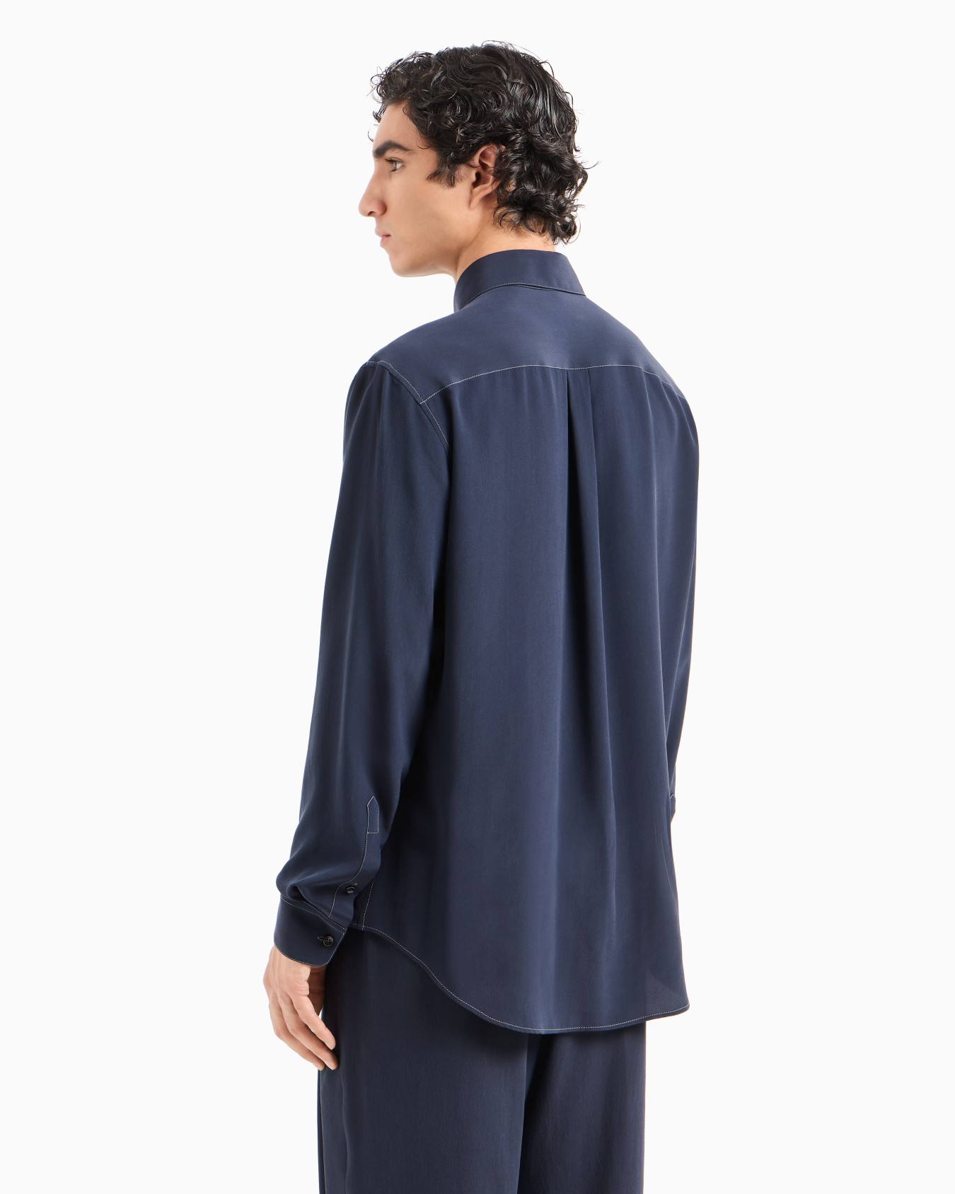 Silk crêpe shirt  Slide 3