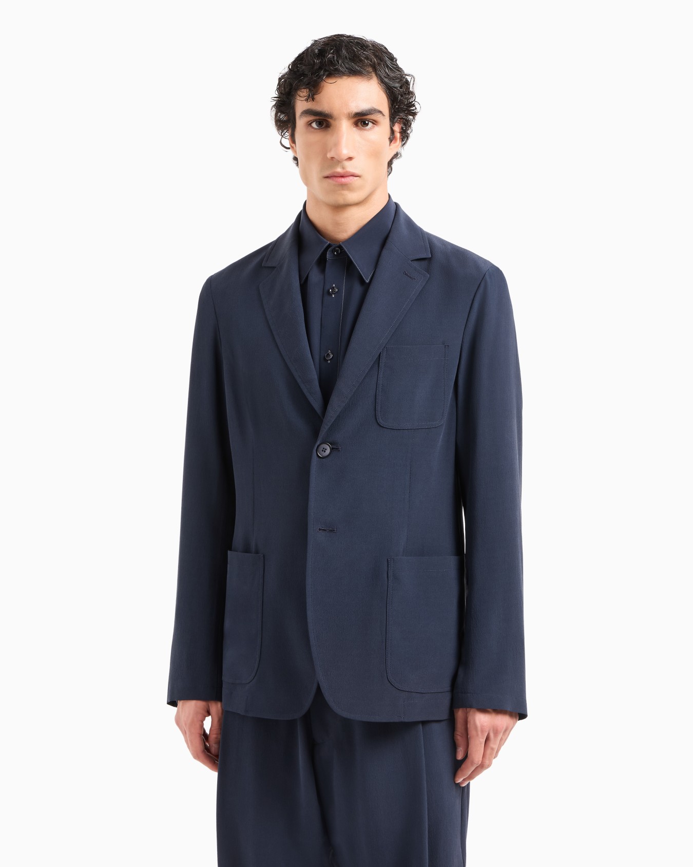 Silk crêpe single-breasted jacket Slide 4