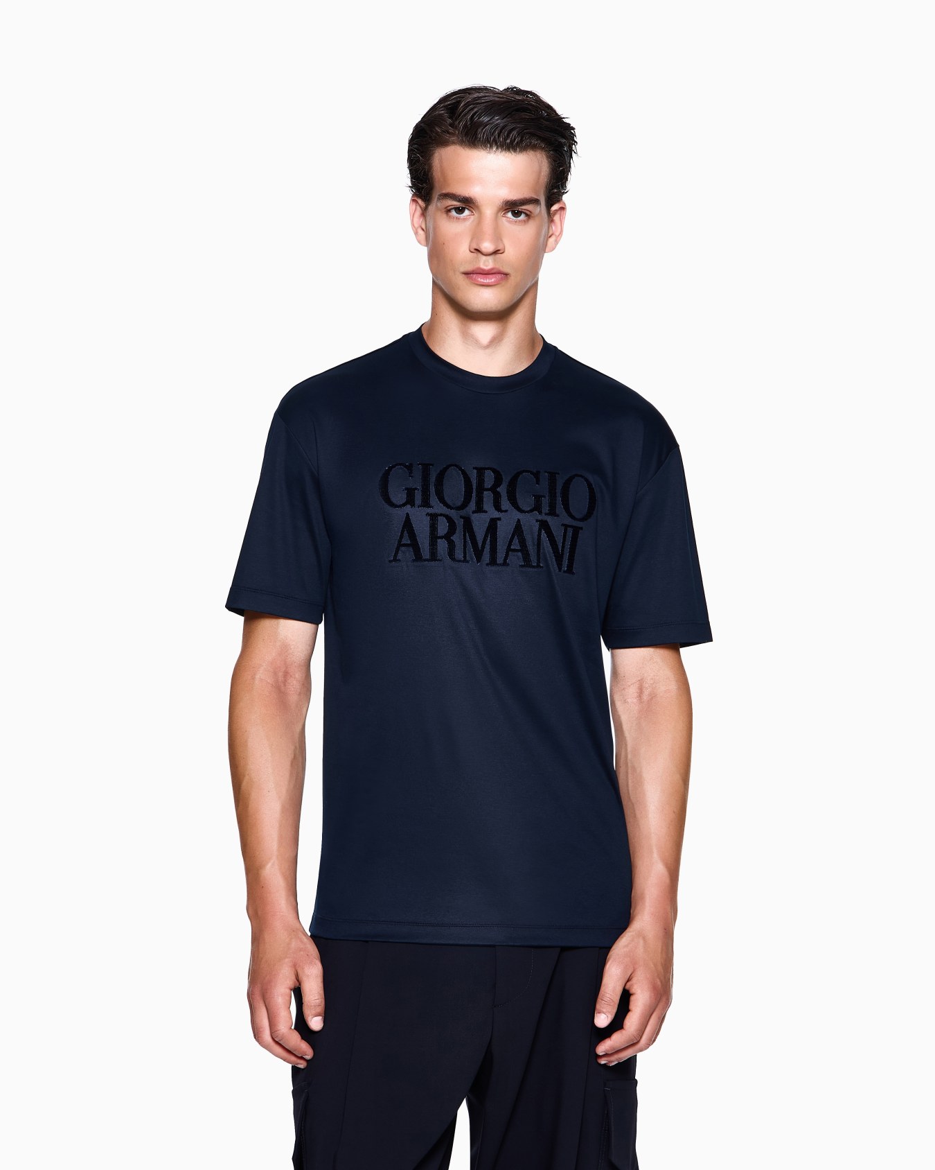 Camiseta de interlock de algodón con logotipo bordado Diapositiva 3
