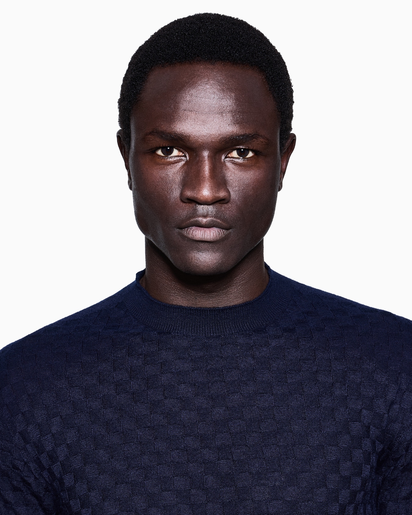 Crew-neck jumper in cashmere and silk Slide 4