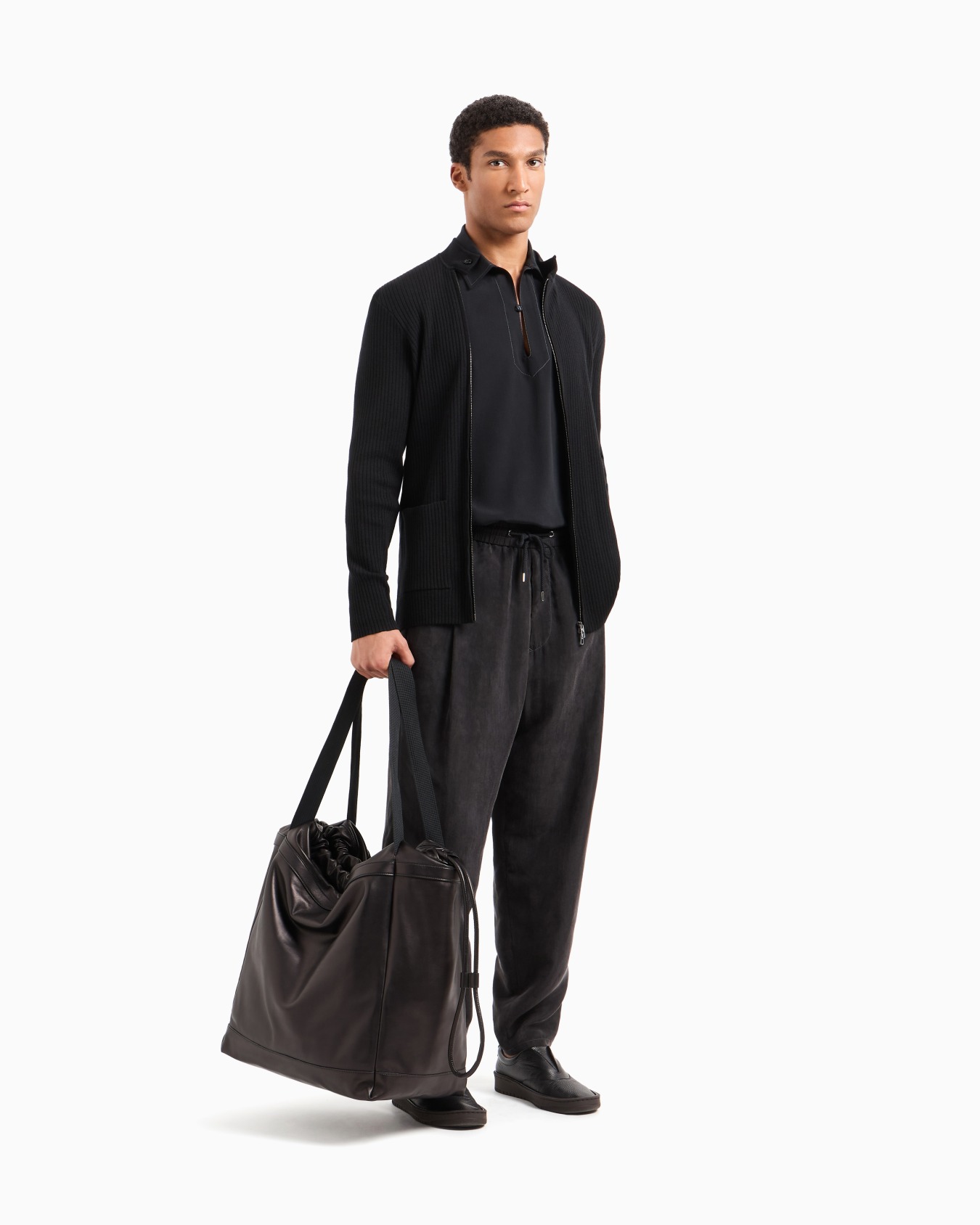 Ribbed cashmere and silk knit zip-up jacket Slide 2