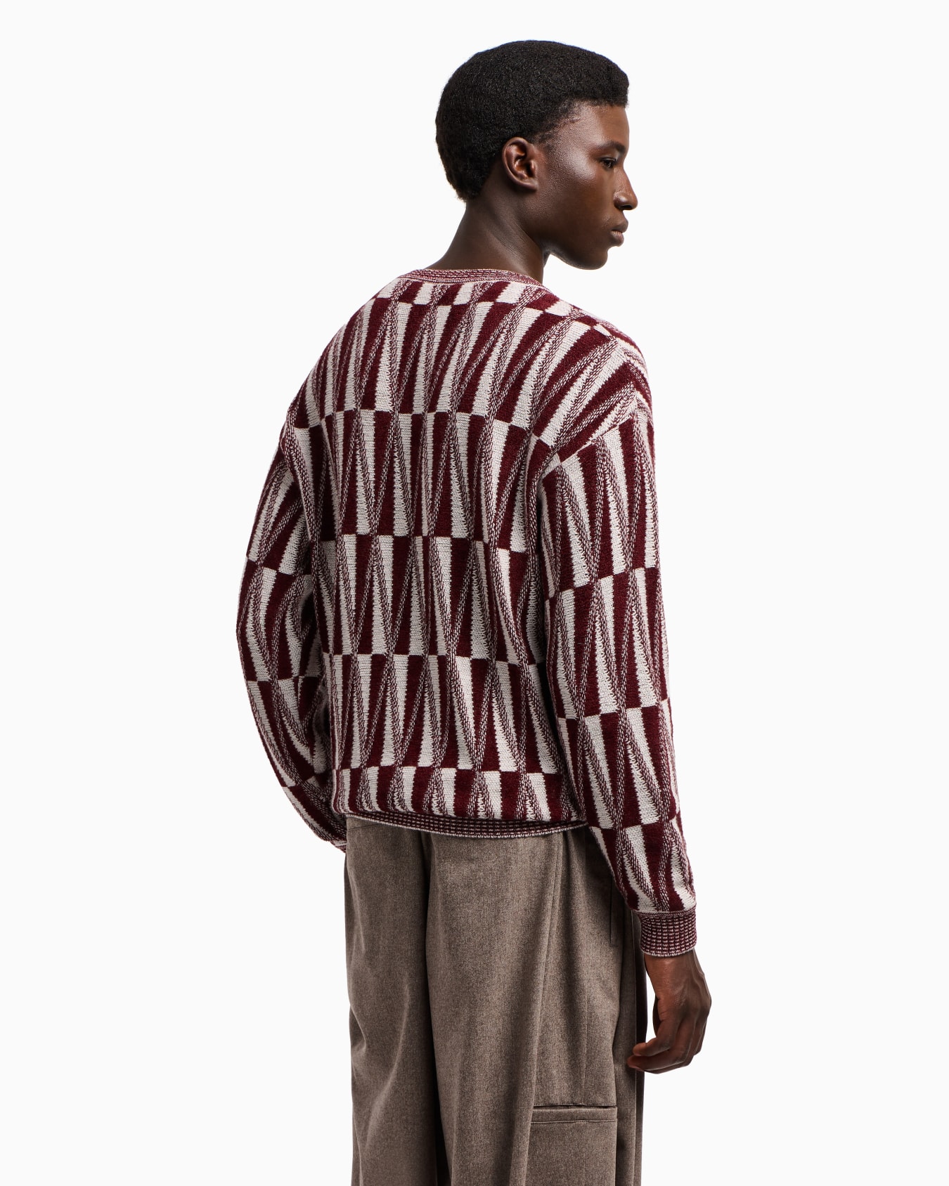 Geometric V-Neck Cashmere-Blend Sweater Slide 3