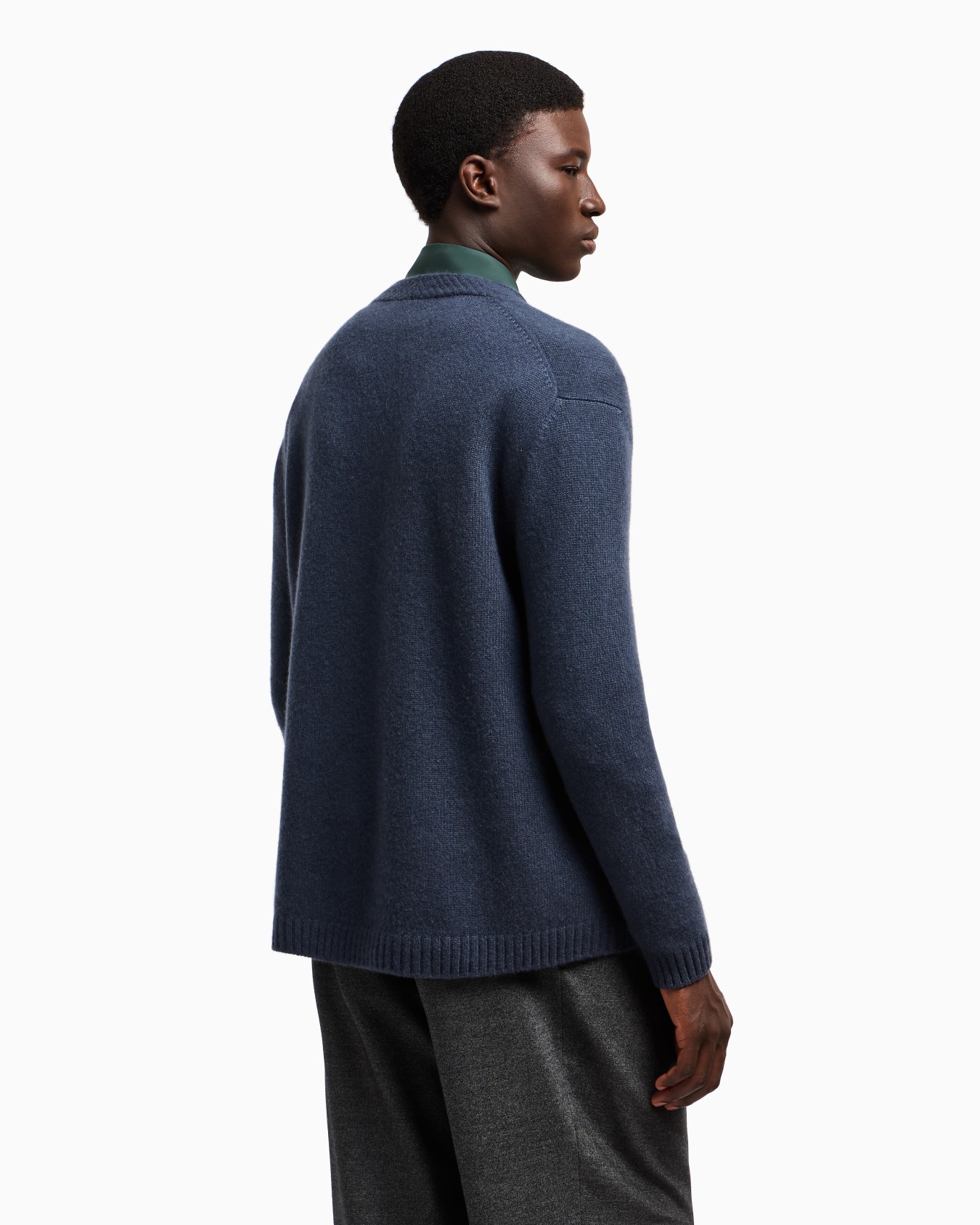 Cashmere cardigan Slide 3