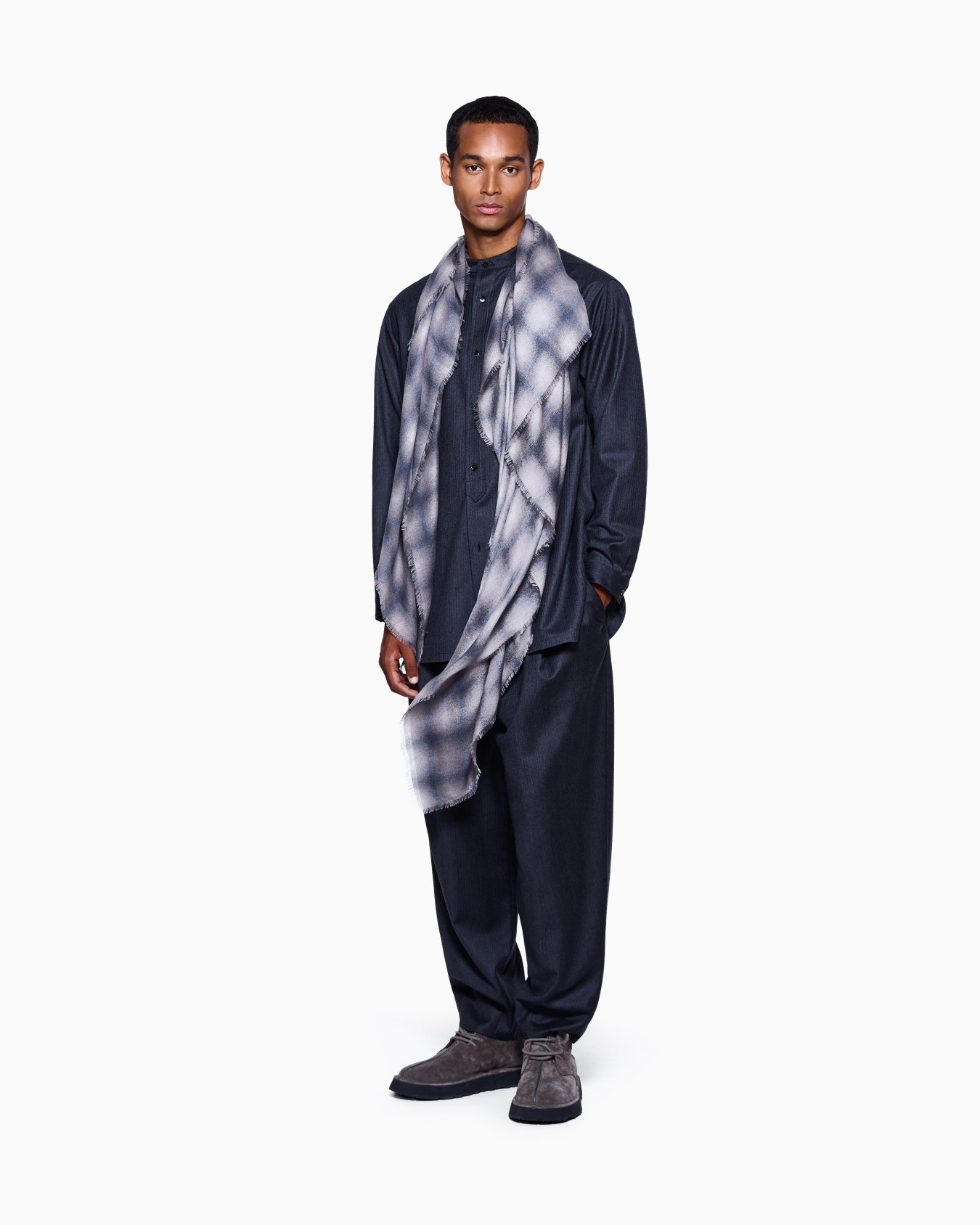 Shirt jacket in micro chevron virgin wool Slide 1