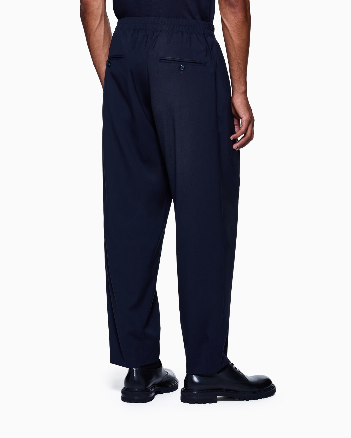 Single-pleat lightweight wool-canvas trousers Slide 2