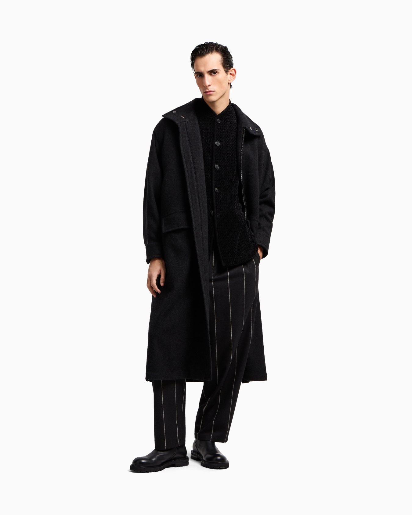 Single-breasted jacket in a chenille jersey knit Slide 2