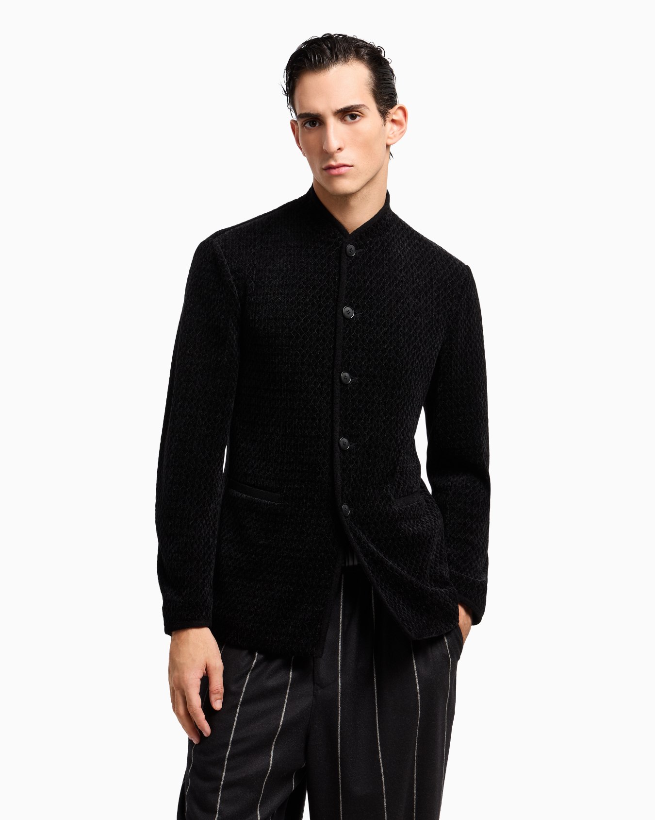 Single-breasted jacket in a chenille jersey knit Slide 4