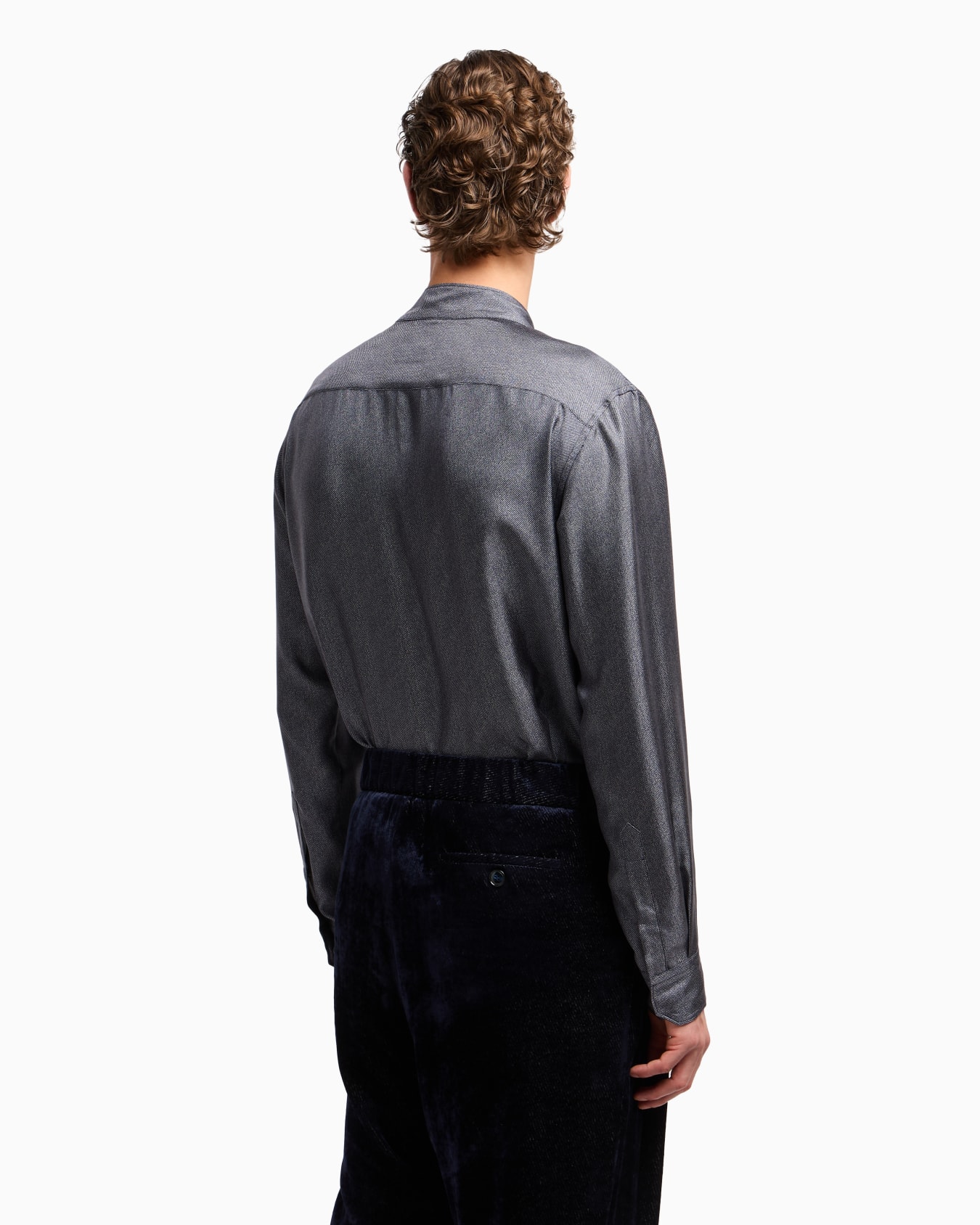 Giorgio’s shirt in silk twill with a diagonal print Slide 3