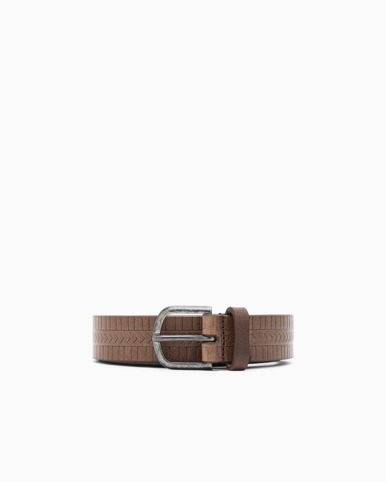 Embellished leather belt Slide 0