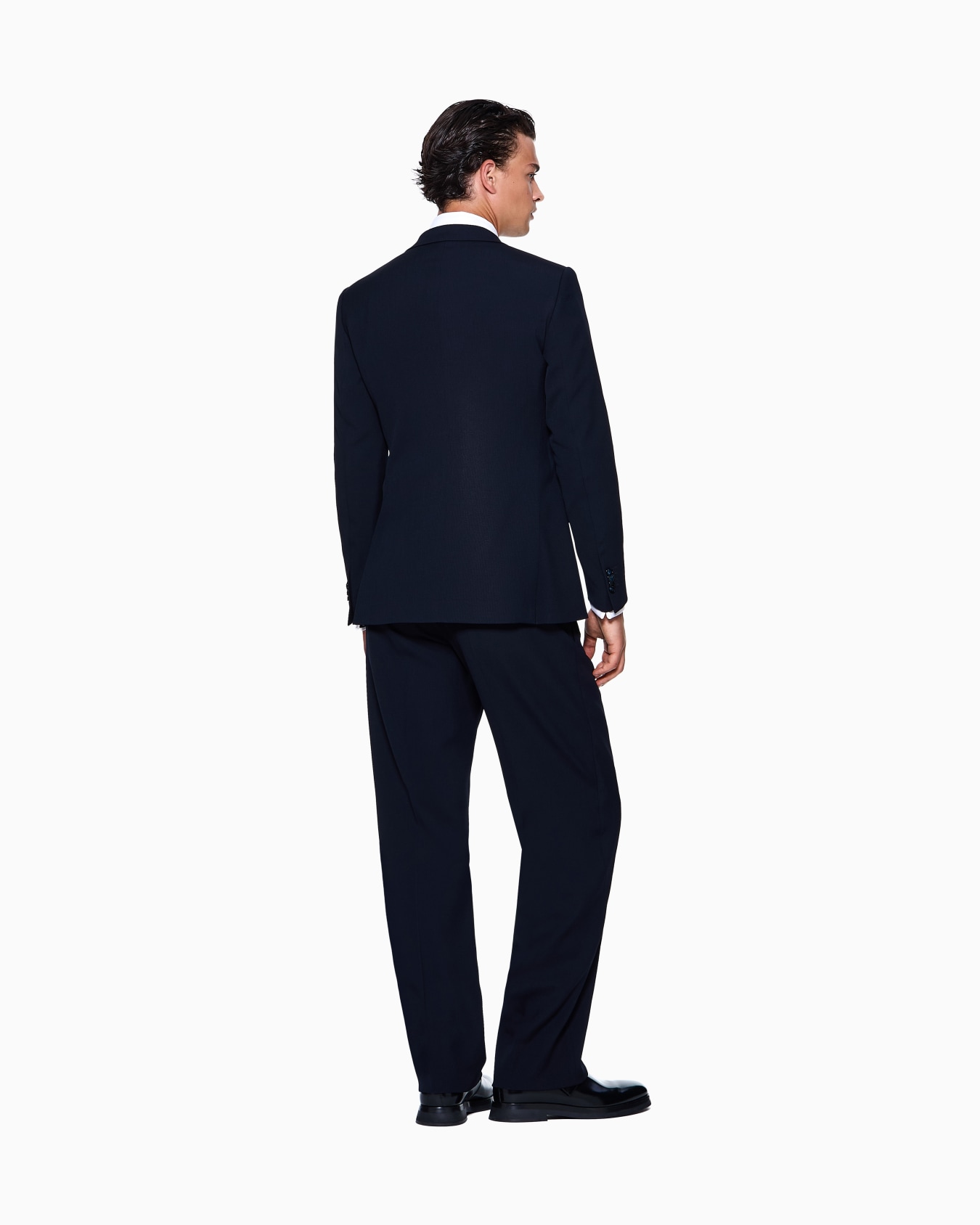 Royal Line double-breasted suit in canneté wool crêpe Slide 2