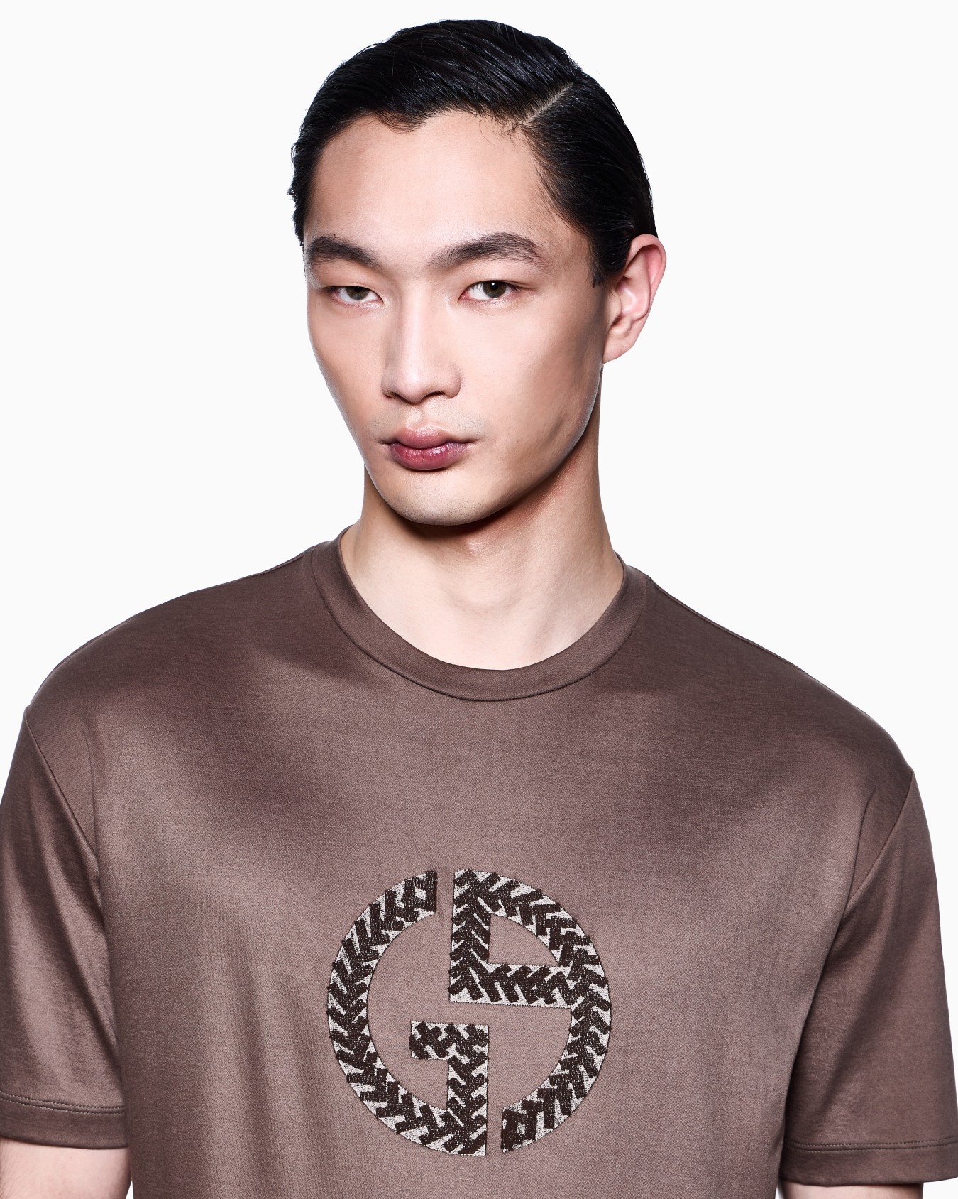 Cotton-interlock T-shirt with oversized embroidered GA logo Slide 4