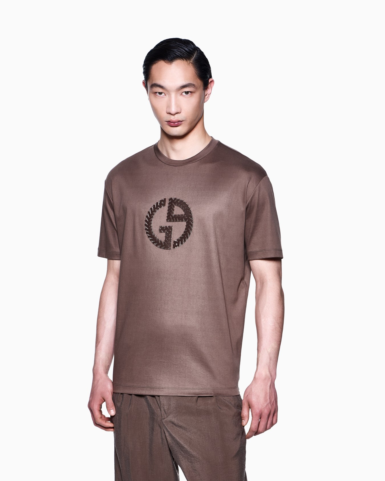 Cotton-interlock T-shirt with oversized embroidered GA logo Slide 3