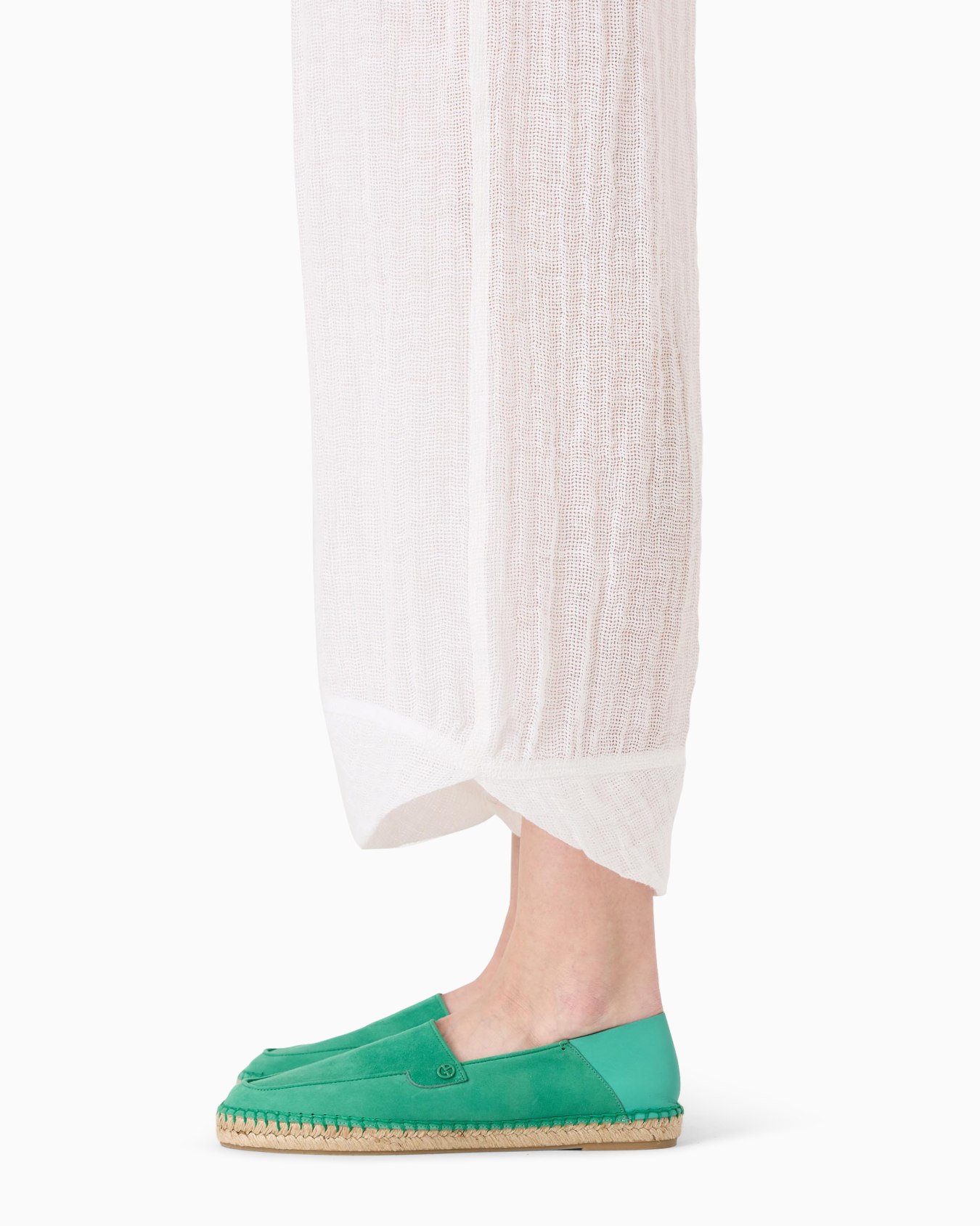 Wide linen-blend trousers Slide 4