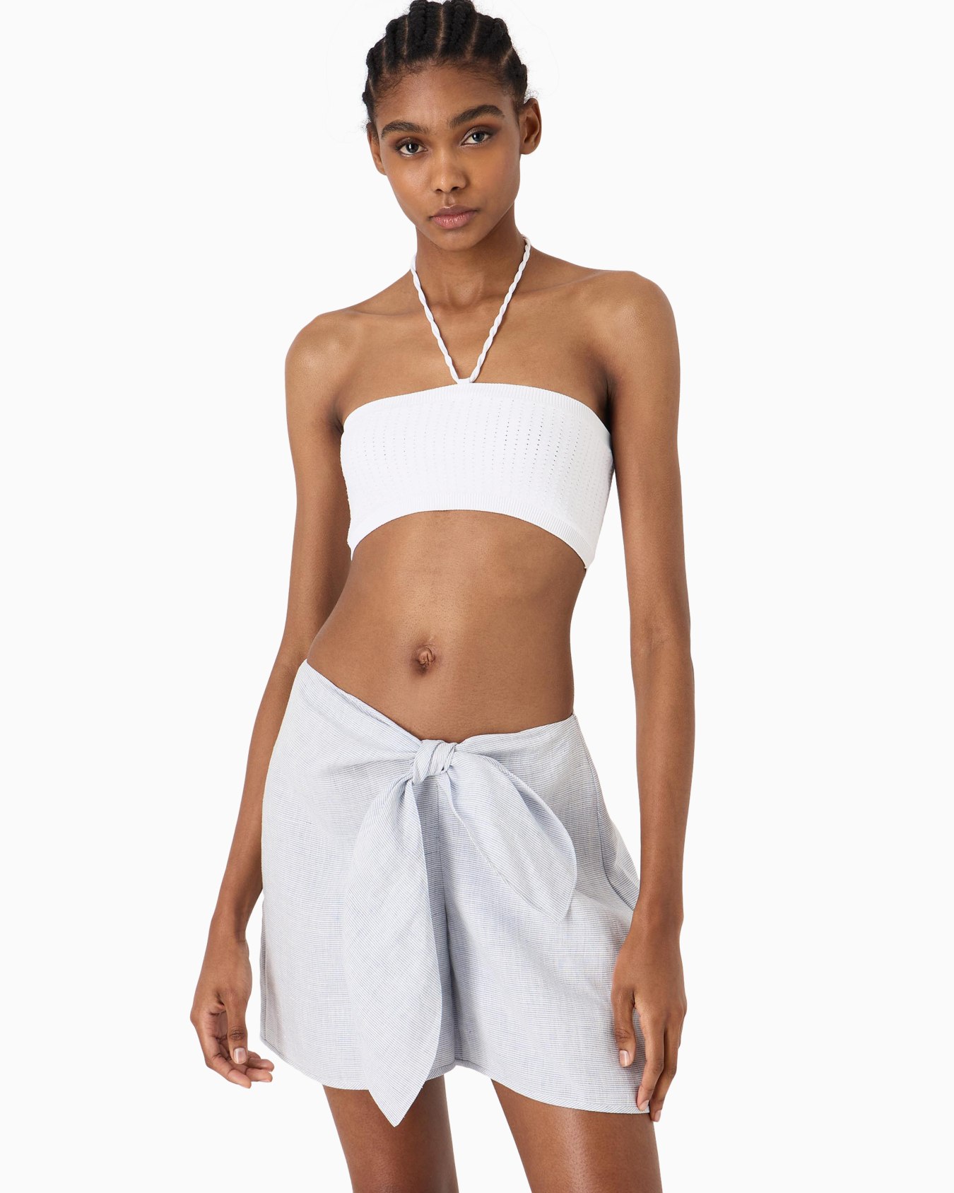 ASV Shorts aus Hanf mit feinem Streifen Folie 1