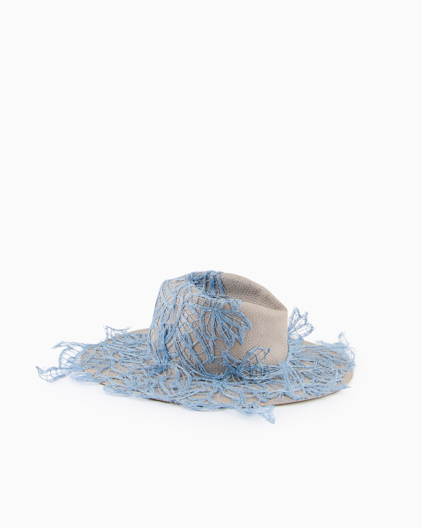 Wide-brimmed hat in paper yarn with embroidery Slide 2